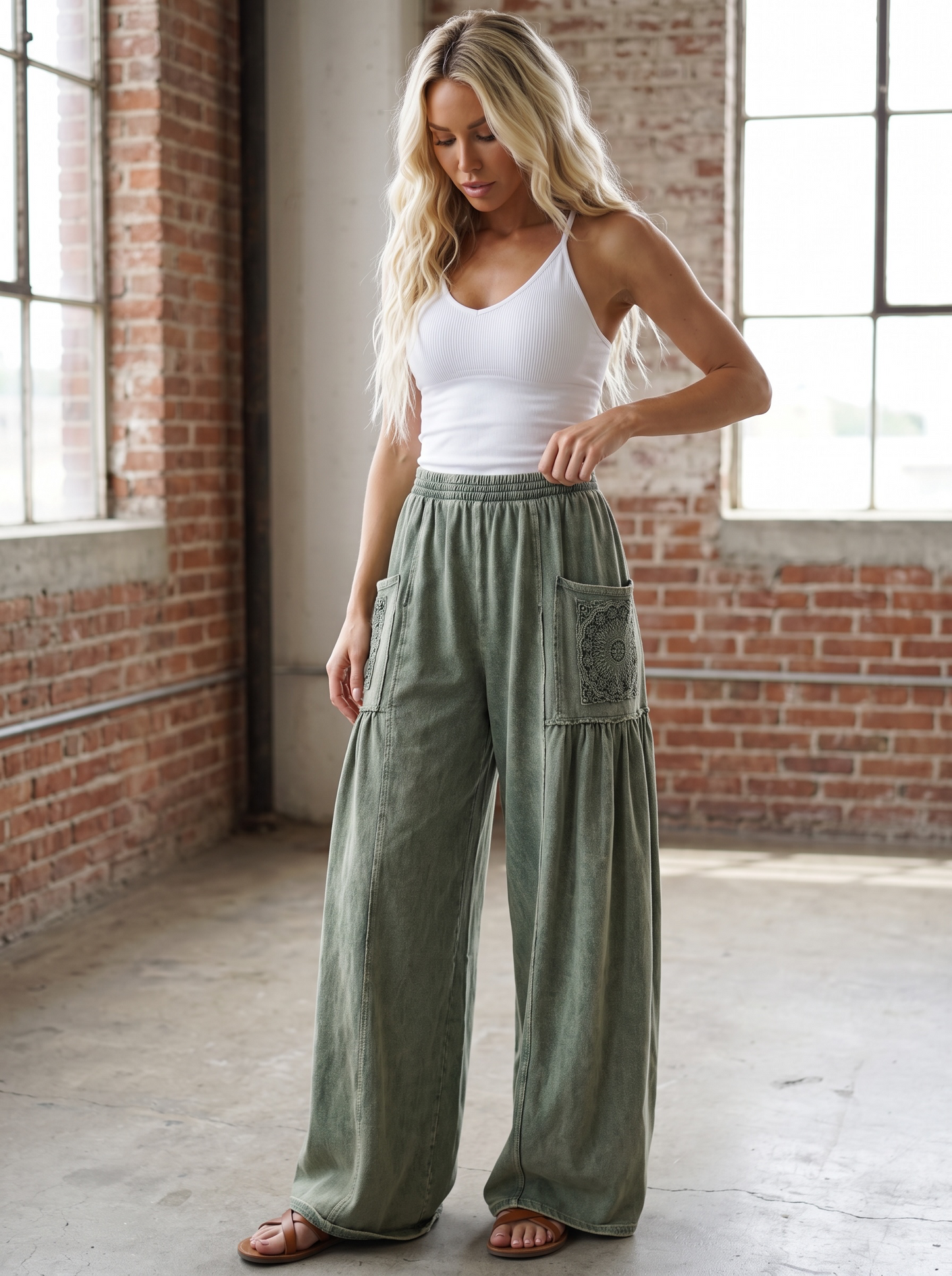 J.Her Patched Pockets Pants