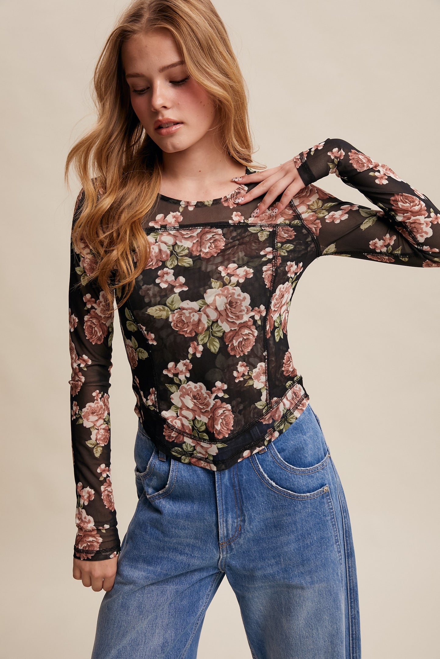Listicle Floral Top