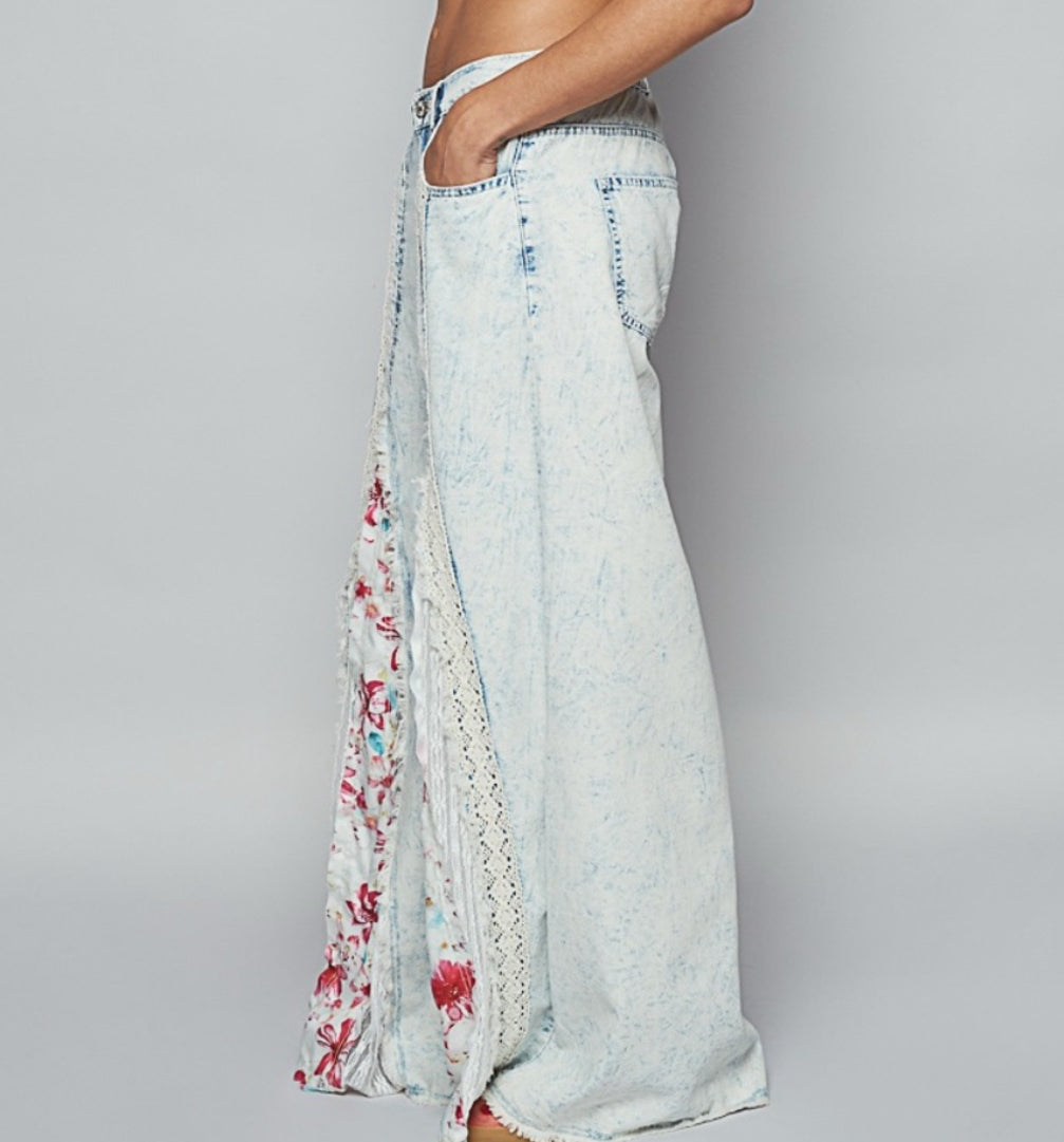 PREORDER- POL Floral & Lace Jeans