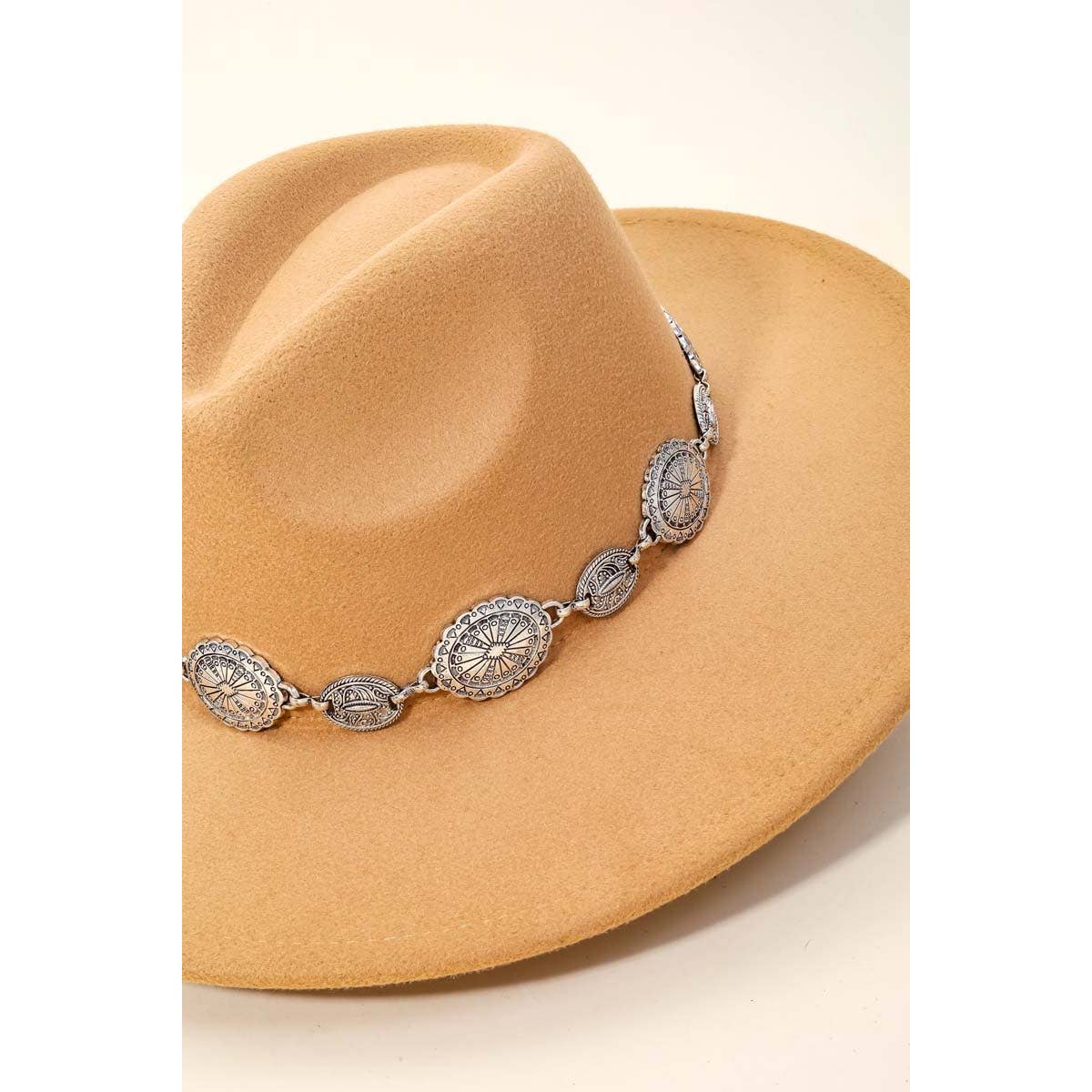Oval Coin Chain Fedora Hat