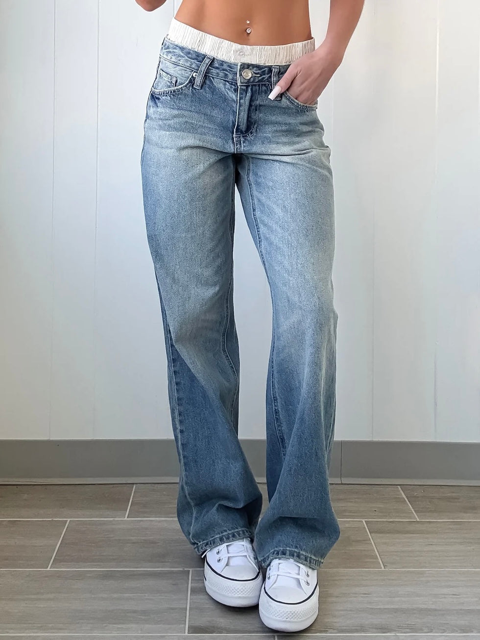 Wide Leg Boxer Jeans