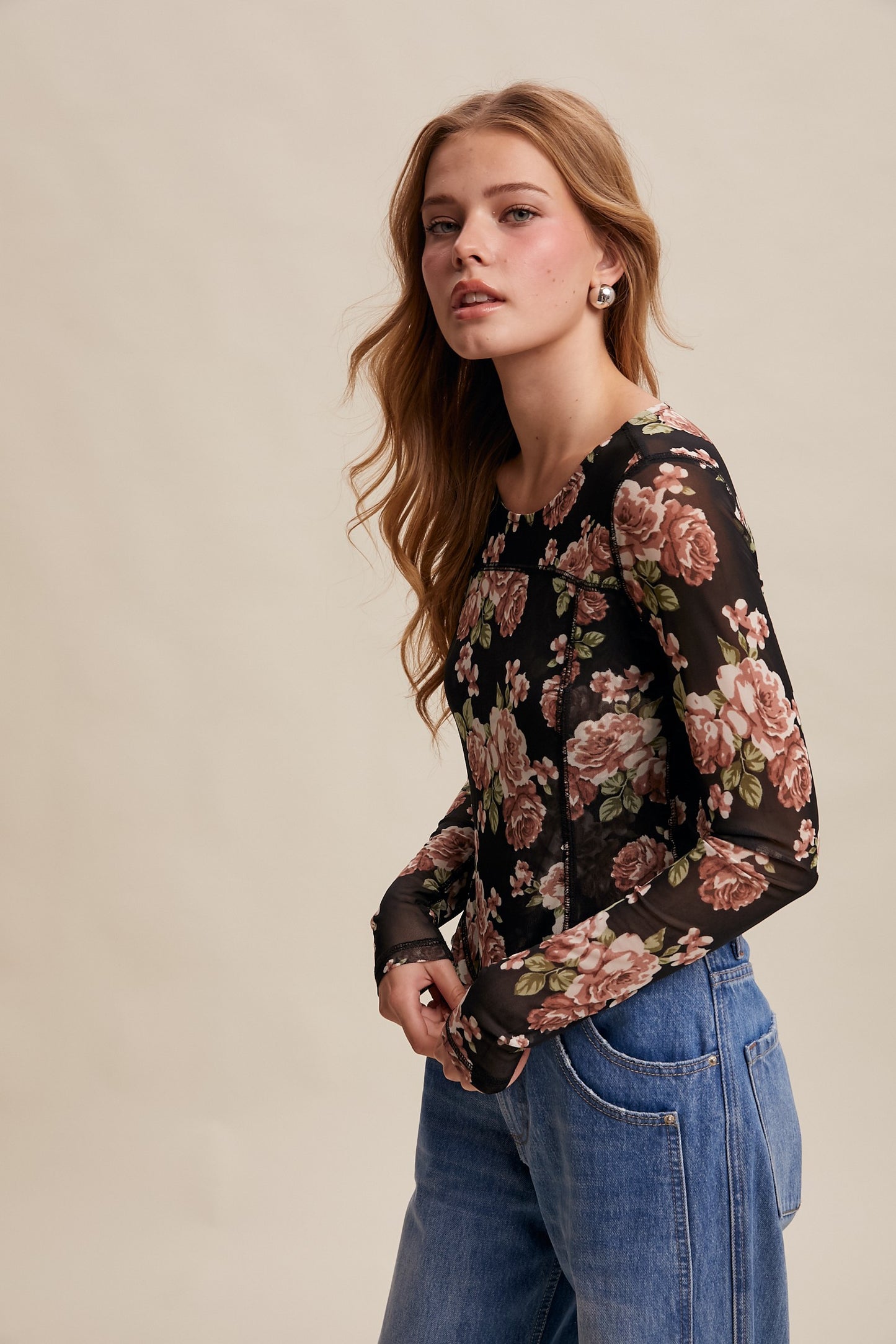 Listicle Floral Top