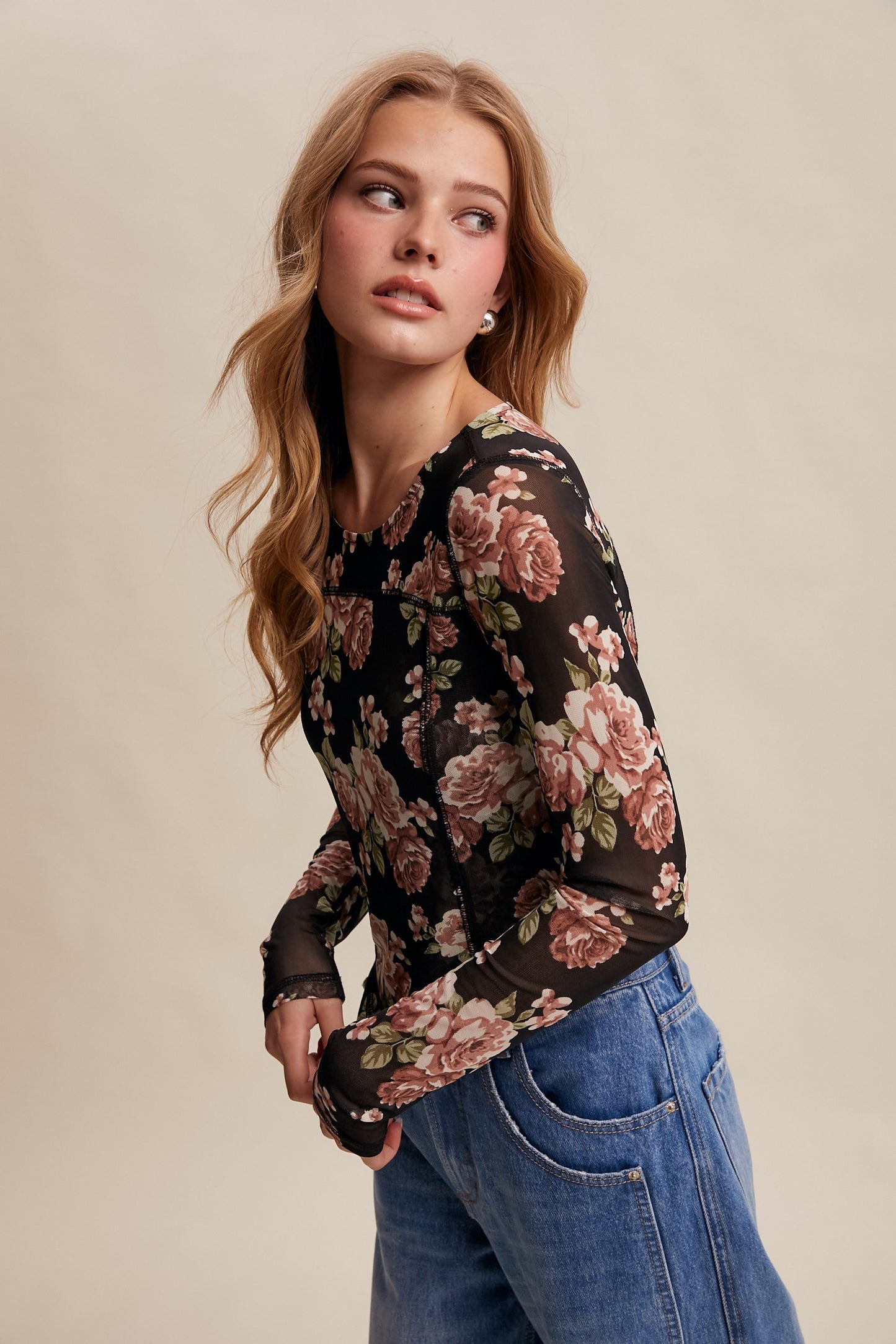 Listicle Floral Top
