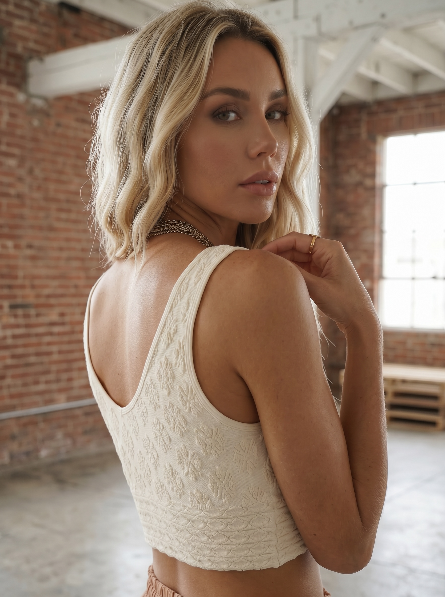 Nikibiki Reversible Textured Lace Brami
