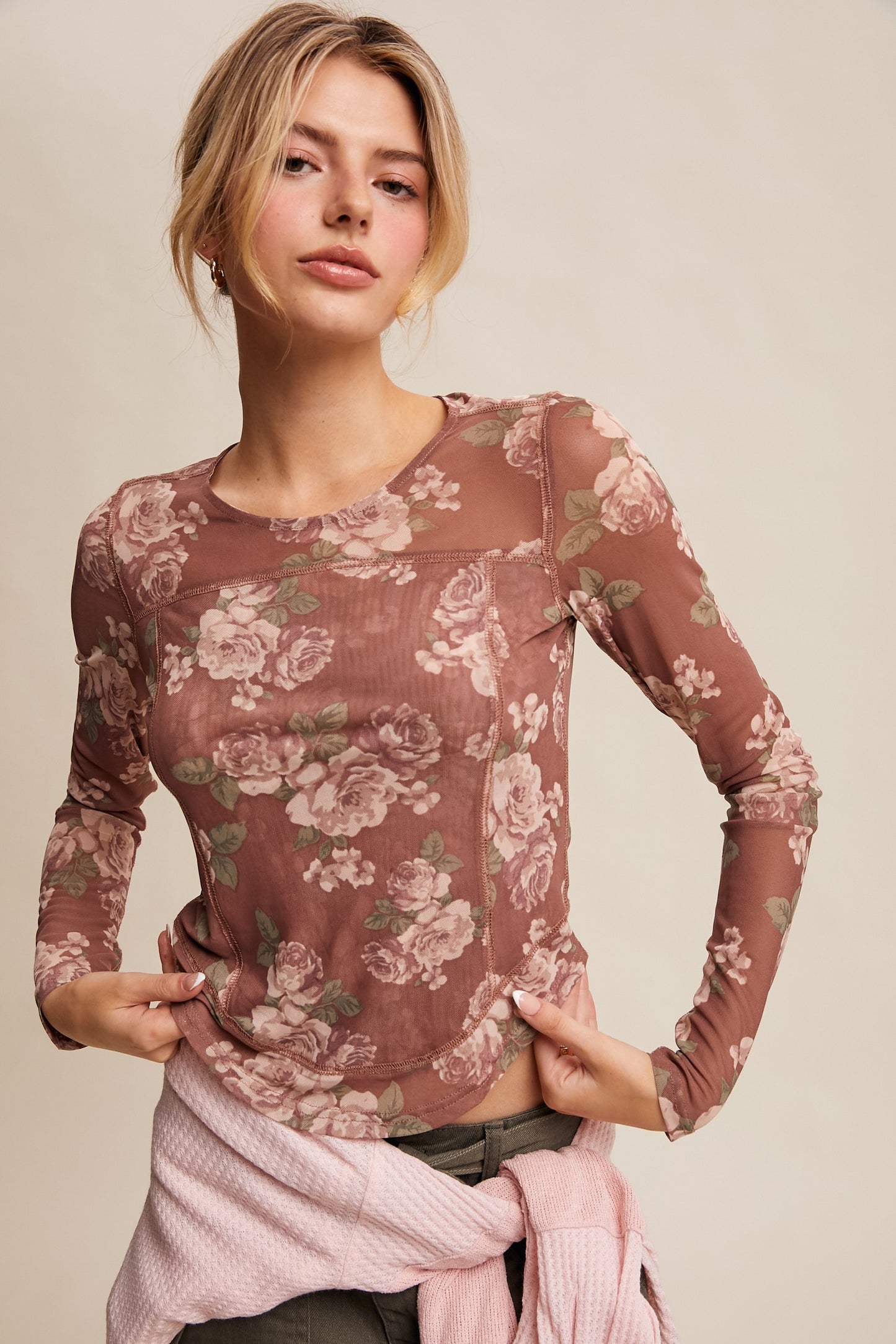 Listicle Floral Top