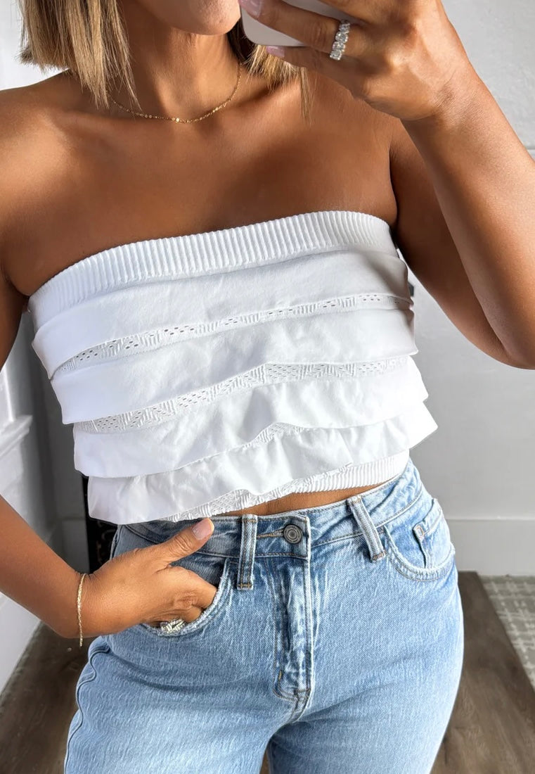 Nikibiki Ruffle Tube Top