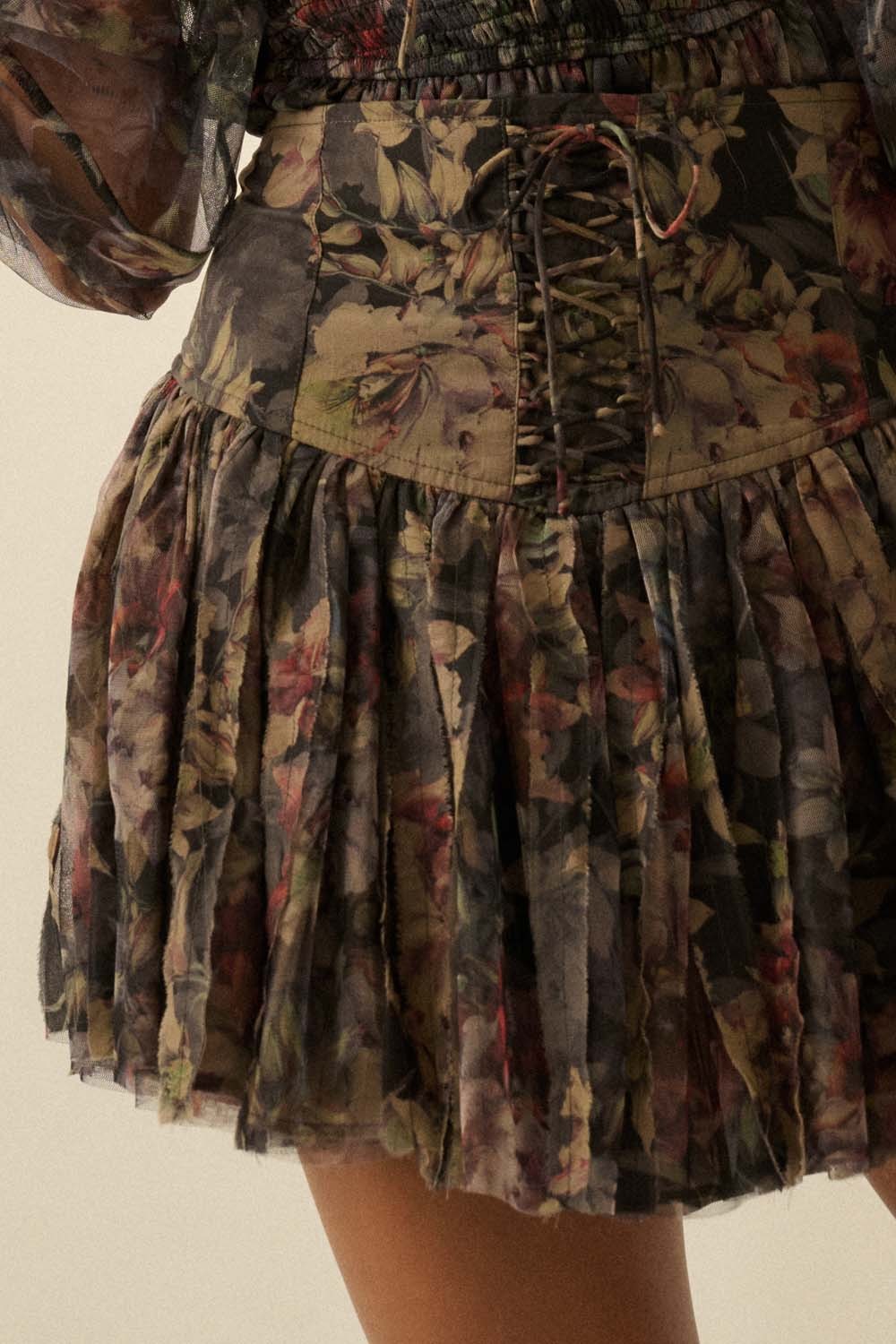 Promesa Floral Mini Skirt
