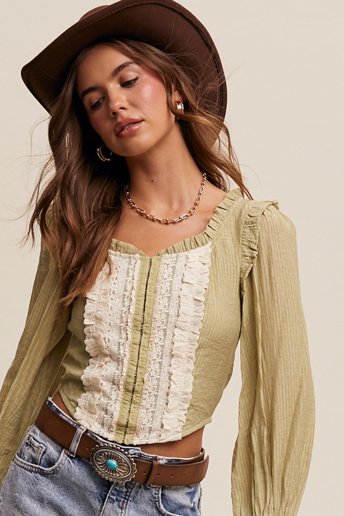 Listicle Eye-hook Top