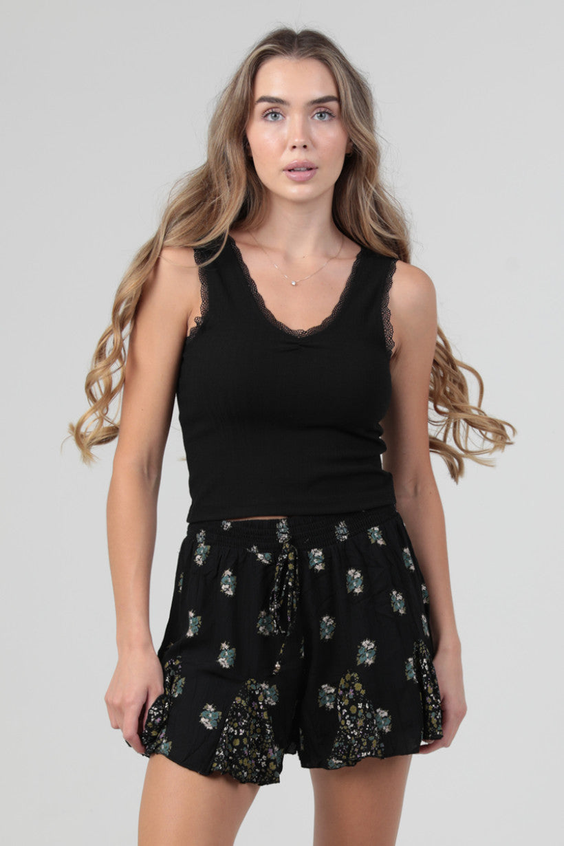 Angie Floral Shorts