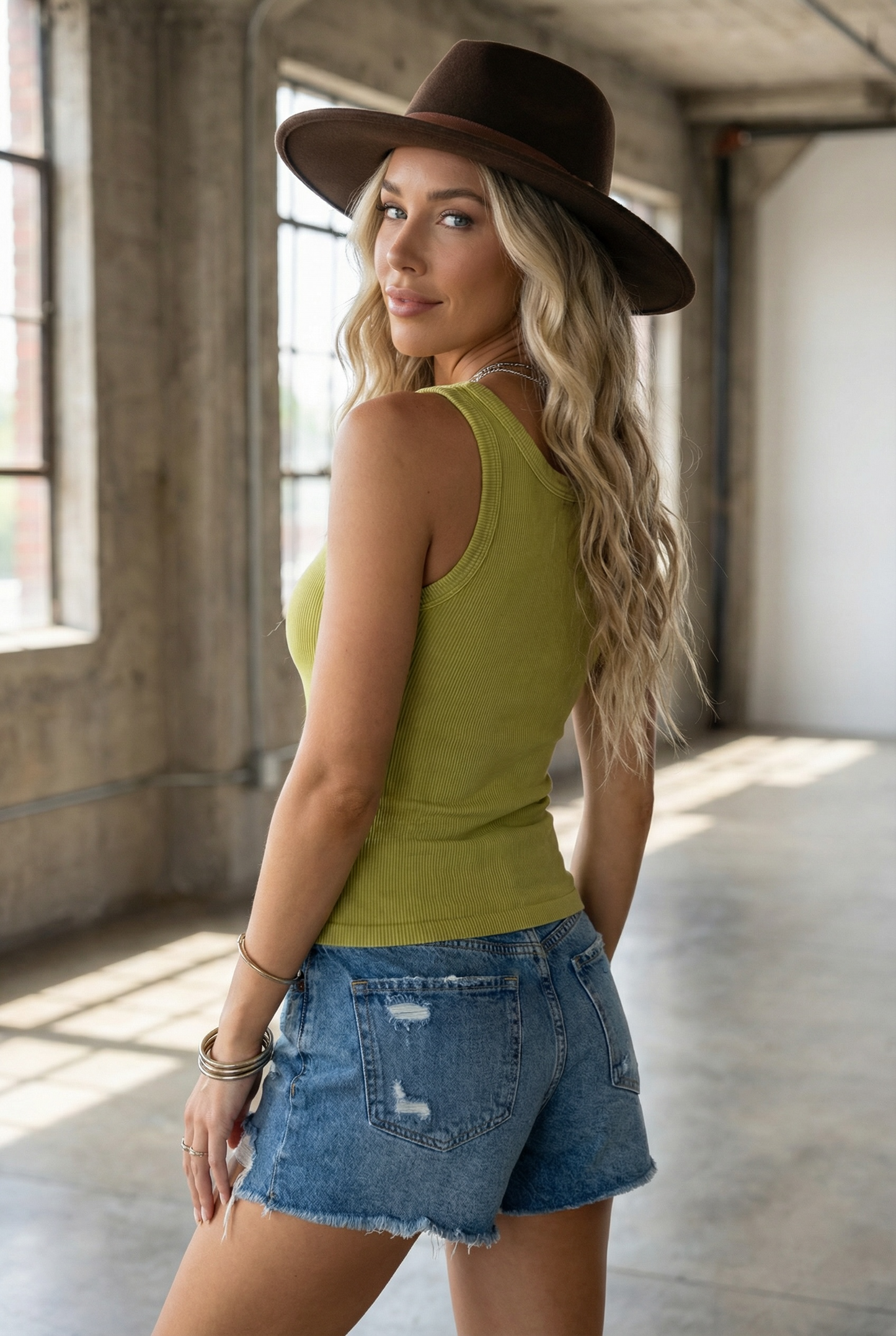 Nikibiki Reversible Tank