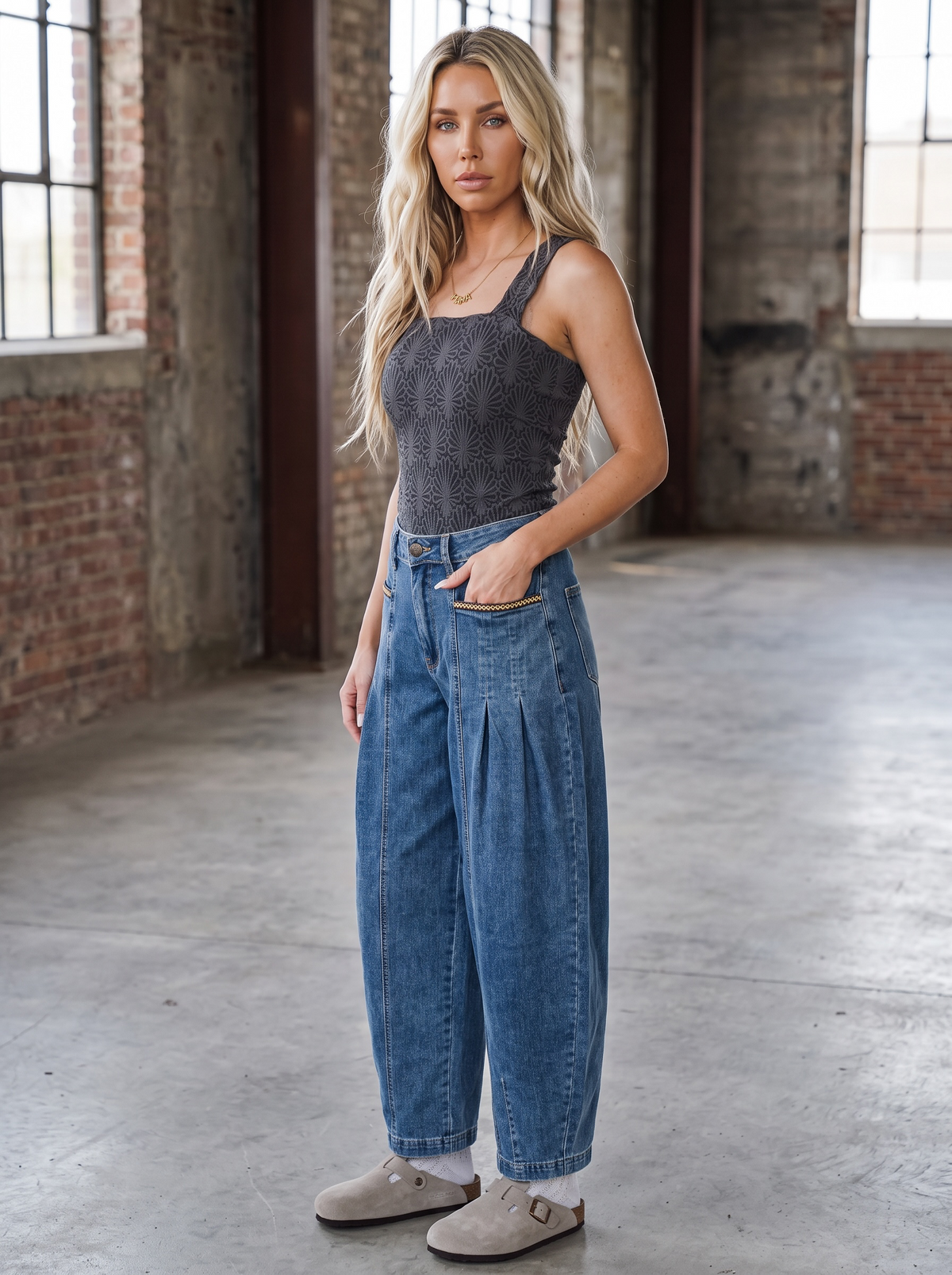 Easel Astec Trim Barrel Jeans