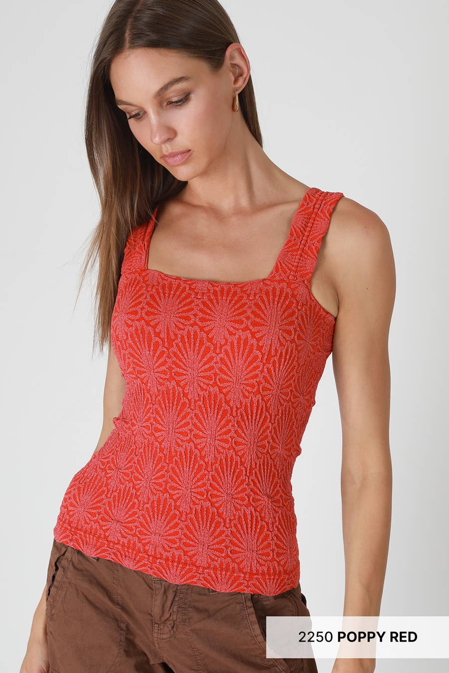 NS8416- Lace Textured Square Top