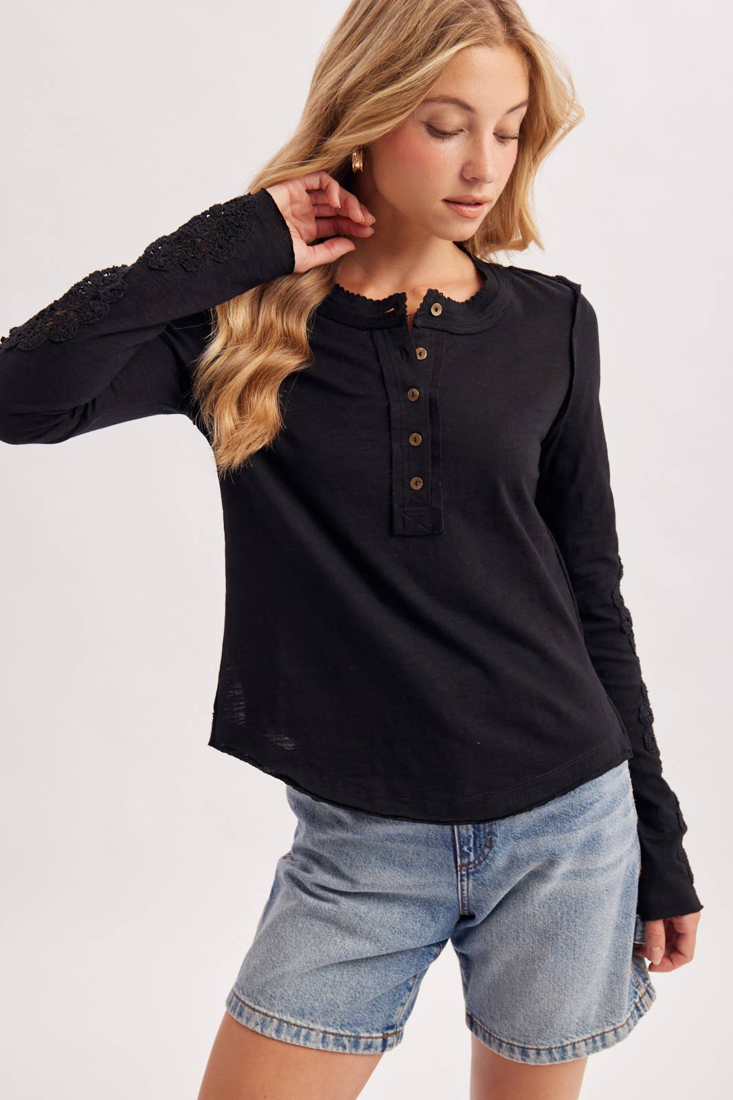 CROCHET PATCH SLEEVED HALF BUTTON ROUND NECK TOP