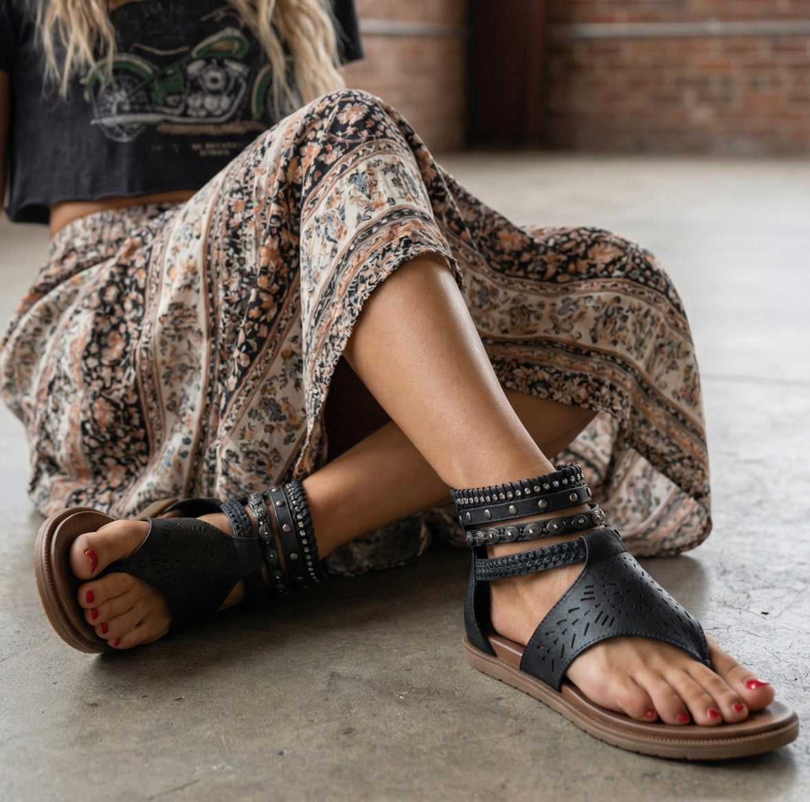 Very G Mazey Sandals