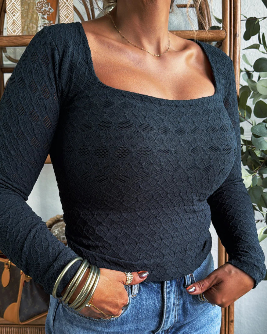 Nikibiki Textured Crop Top