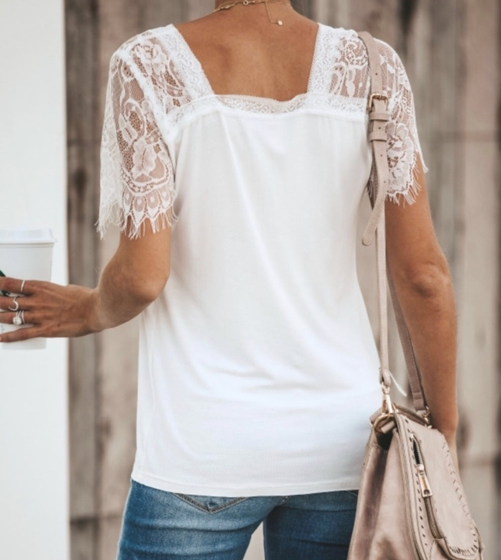 Scallop Trim Lace Short Sleeve Top