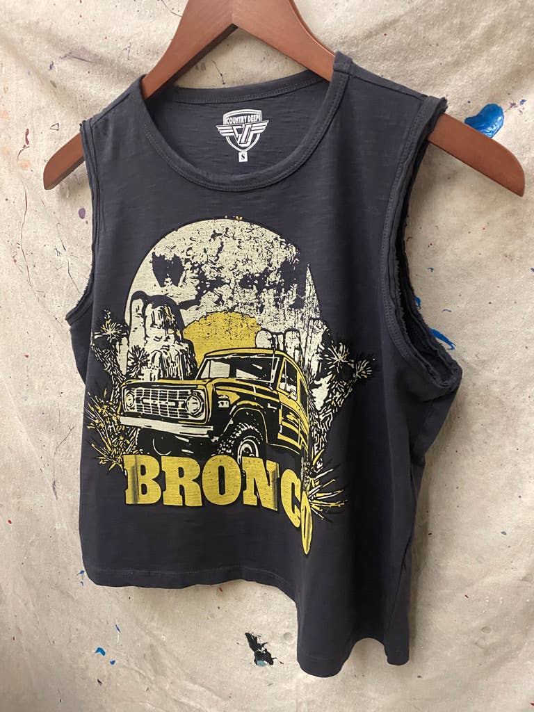 Bronco Muscle Crop Top
