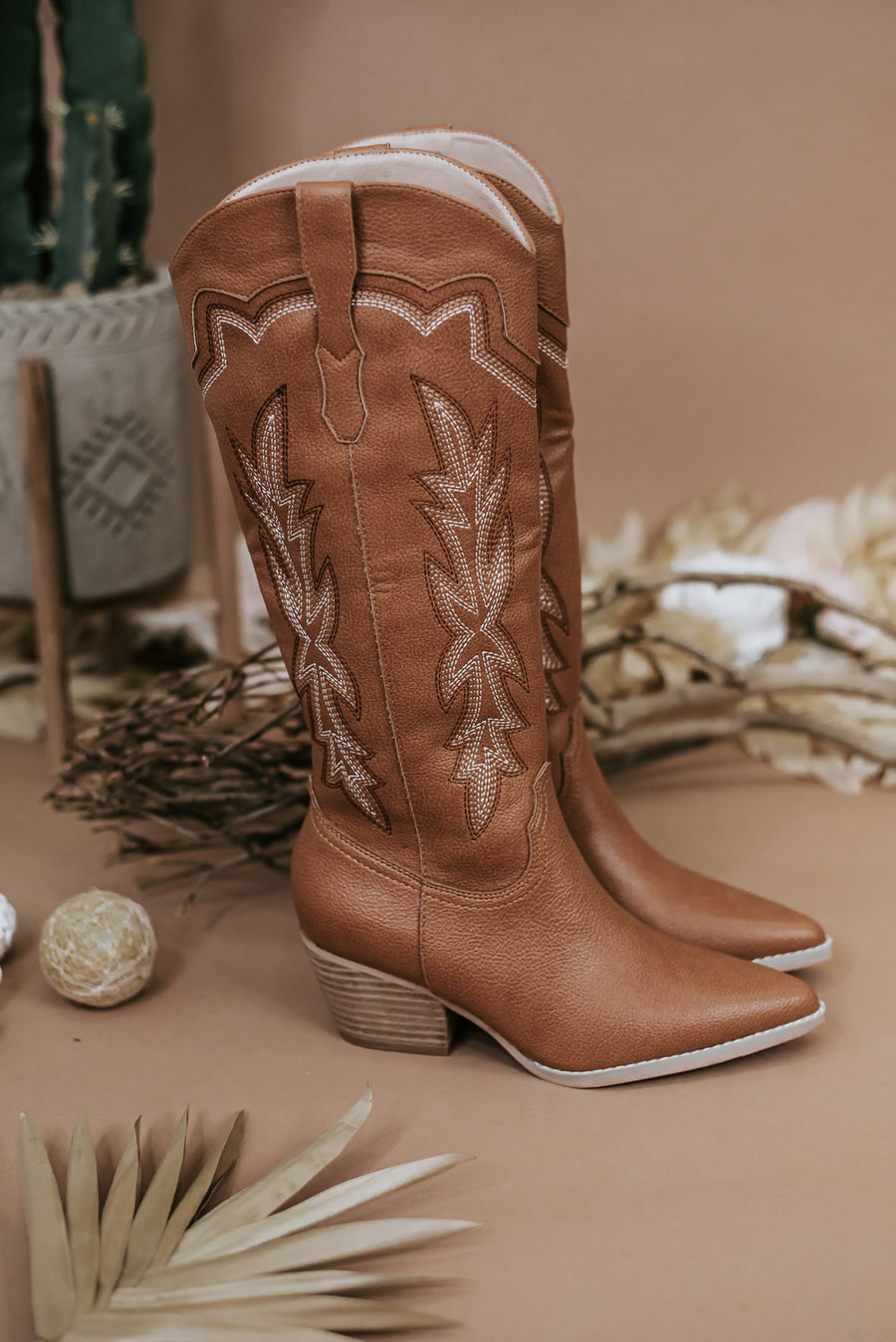 Oasis Society Ainsley - Embroidered Cowboy Boot