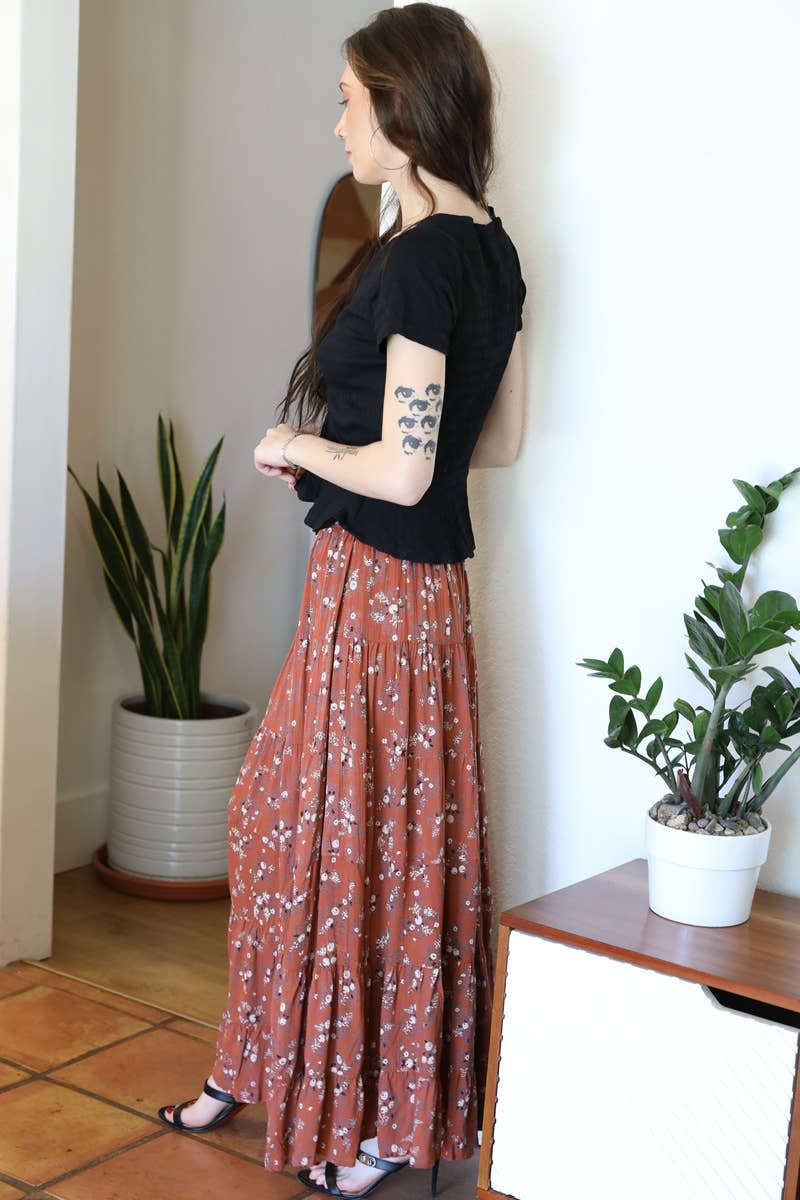 26P57-WA40 DITSY PRINT SMOCKED WAIST TIERED MAXI SKIRT