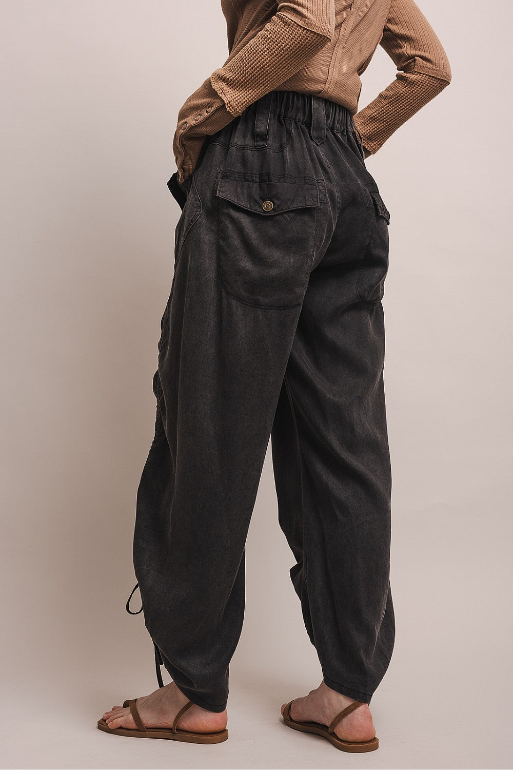 Bluevelvet Cinched Pants