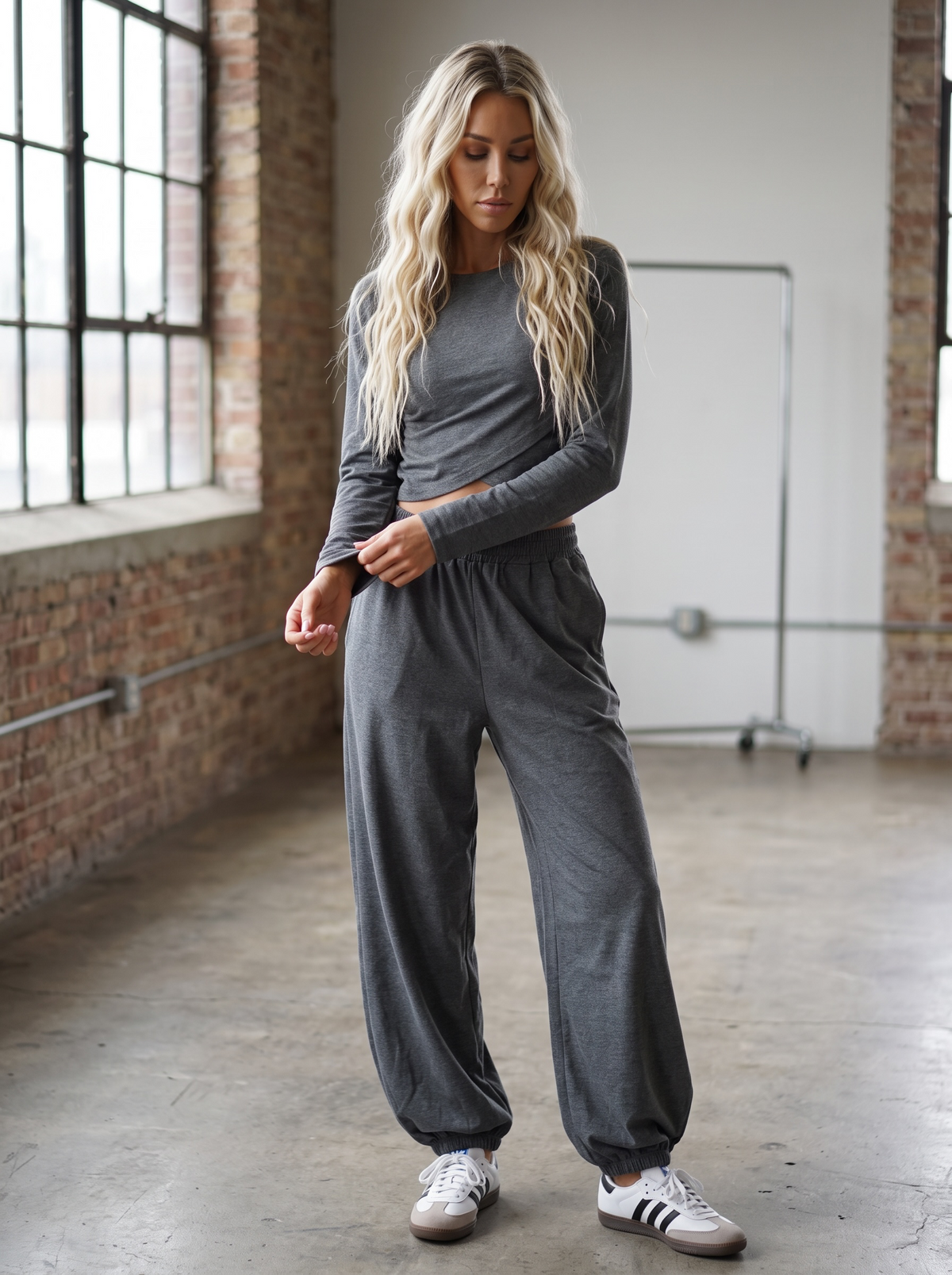 Veveret Jogger Pants