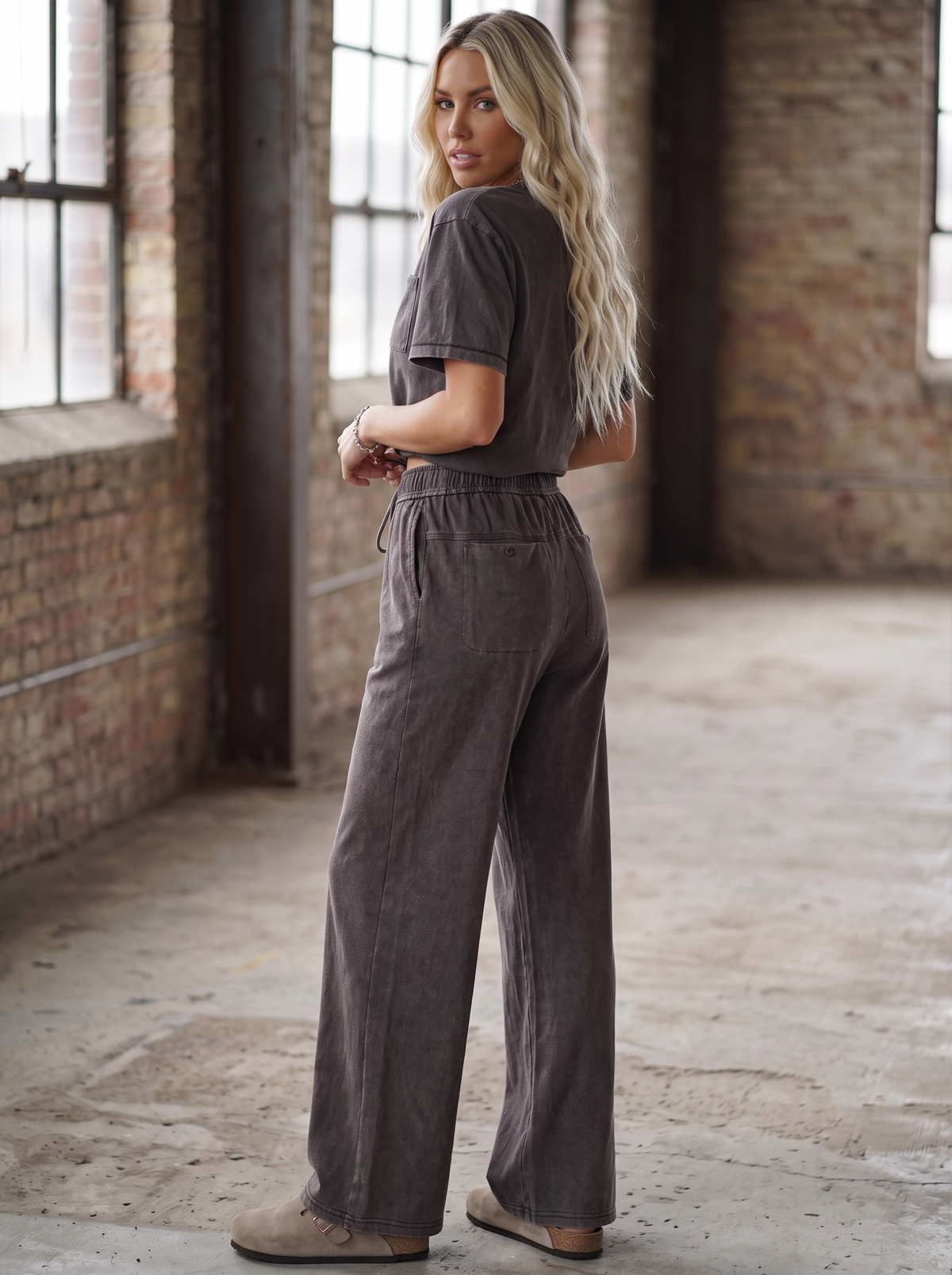 Eesome Mineral Wash Pants