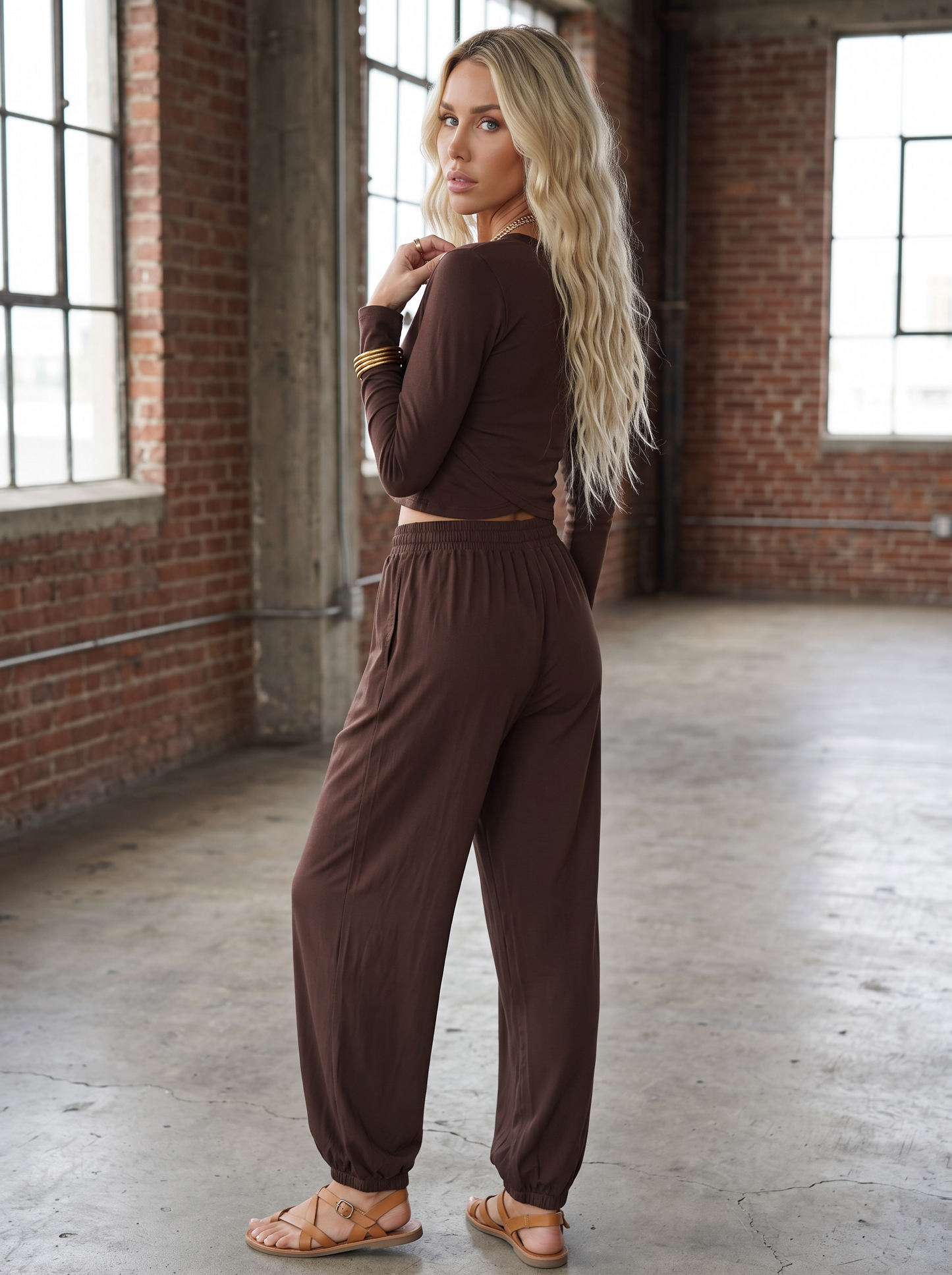 Veveret Jogger Pants