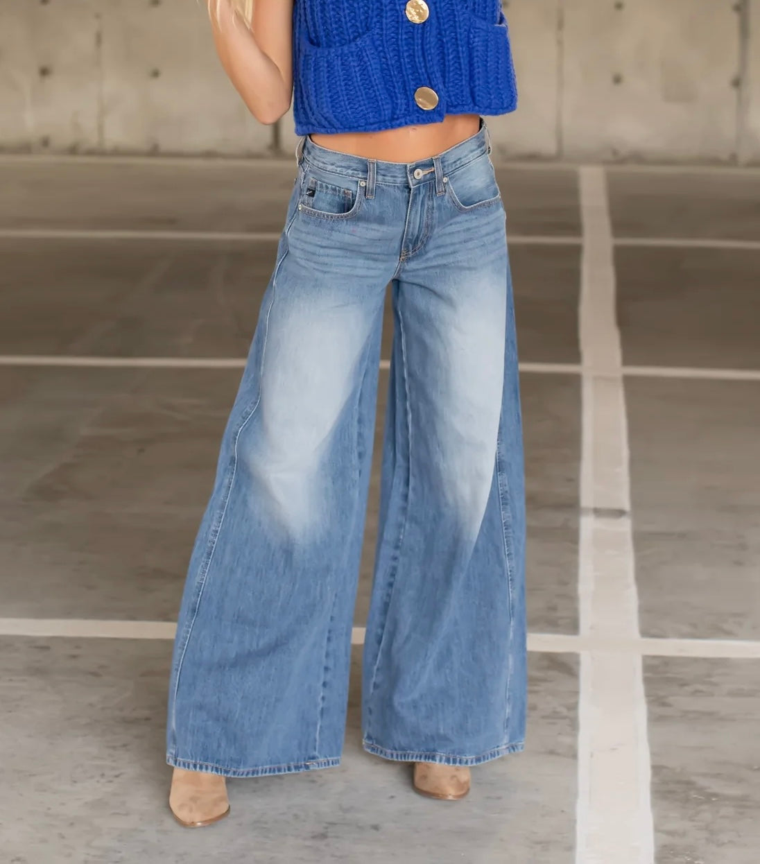 Kan Can Wide Leg Jeans