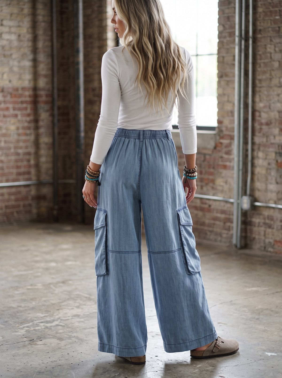 Easel Chambray Cargo Pants