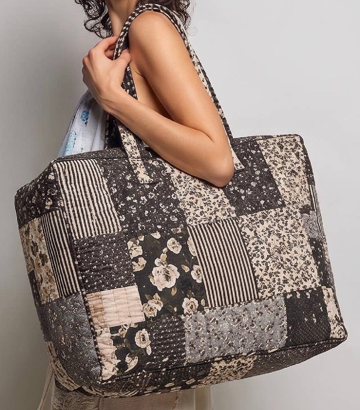 PREORDER - POL Trompe L’oeil Patchwork Quilted Tote