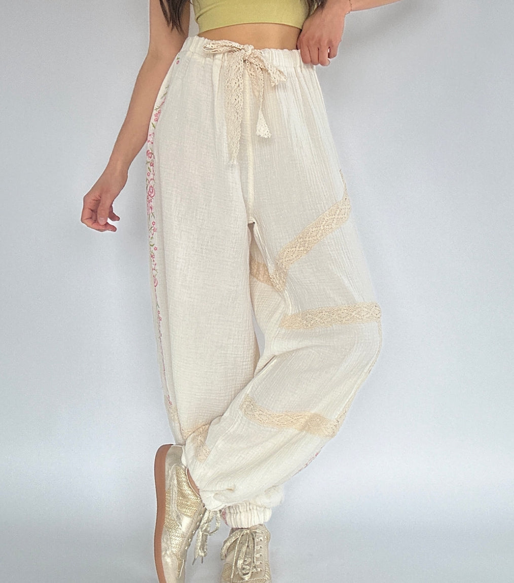 POL Floral Embroidered Jogger