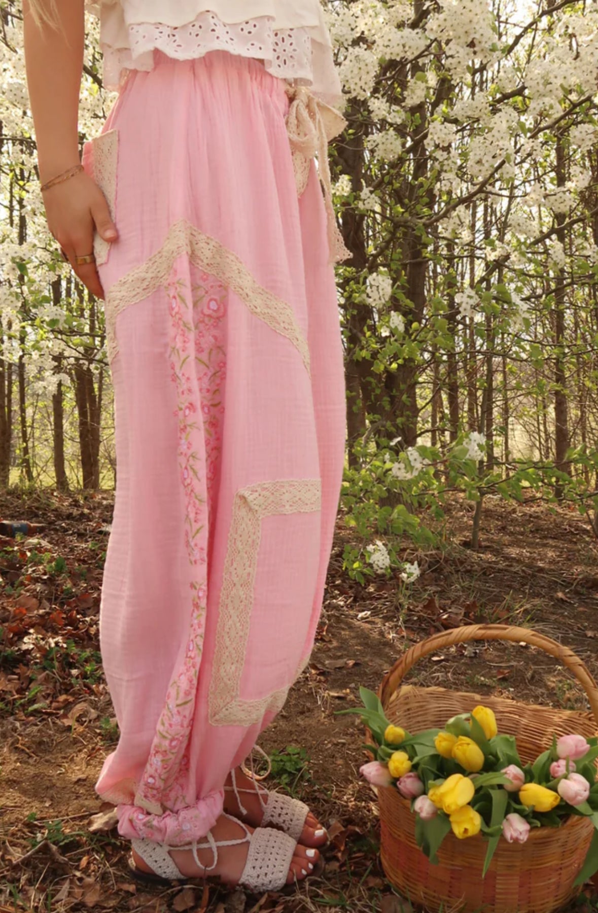 POL Floral Embroidered Jogger