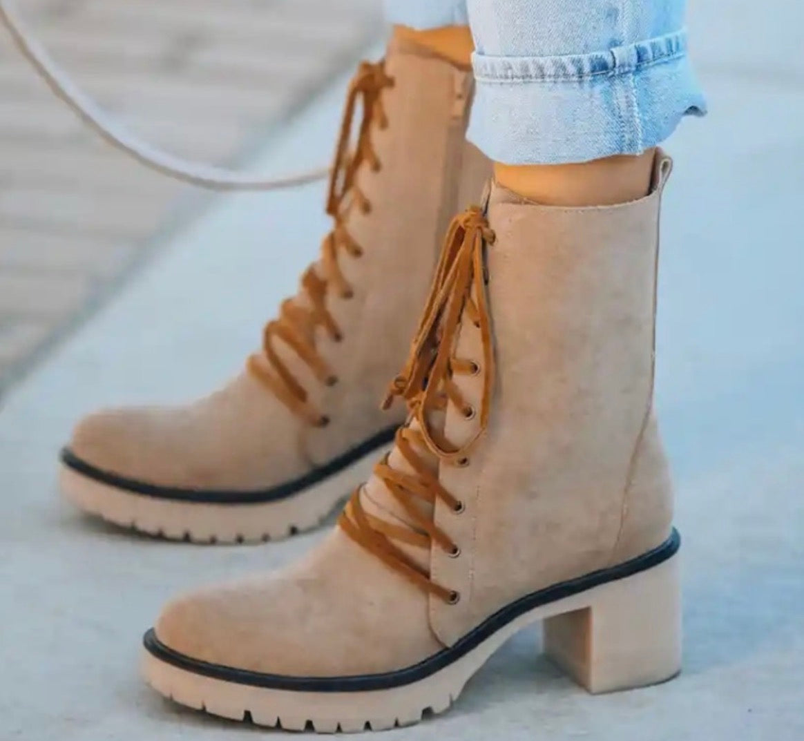 Oasis Society Lace Up Boots