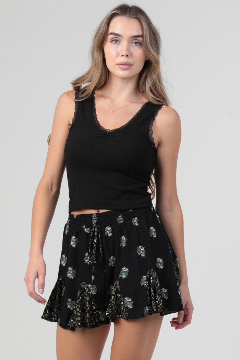 Angie Floral Shorts