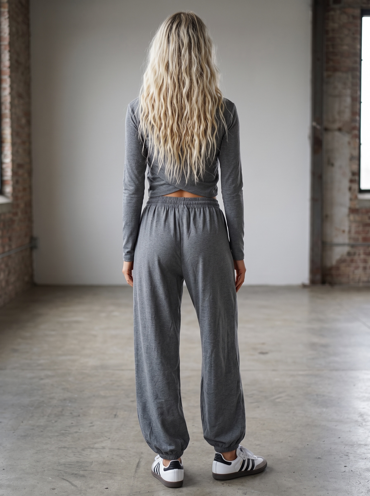 Veveret Jogger Pants