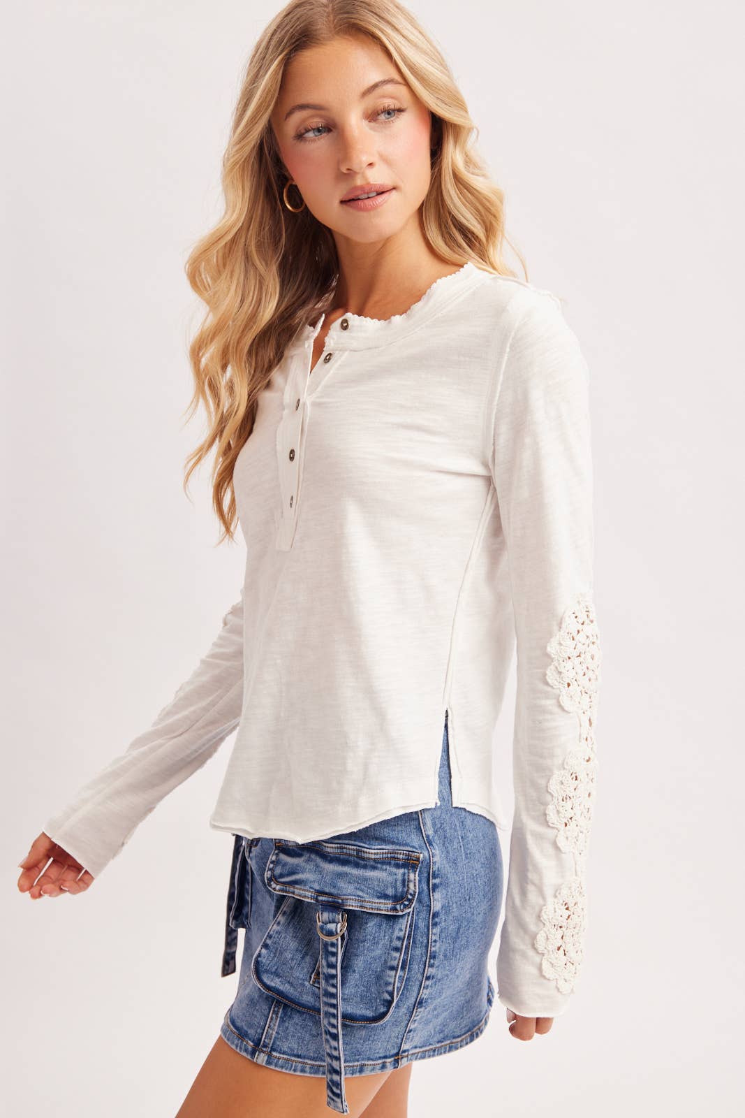 CROCHET PATCH SLEEVED HALF BUTTON ROUND NECK TOP