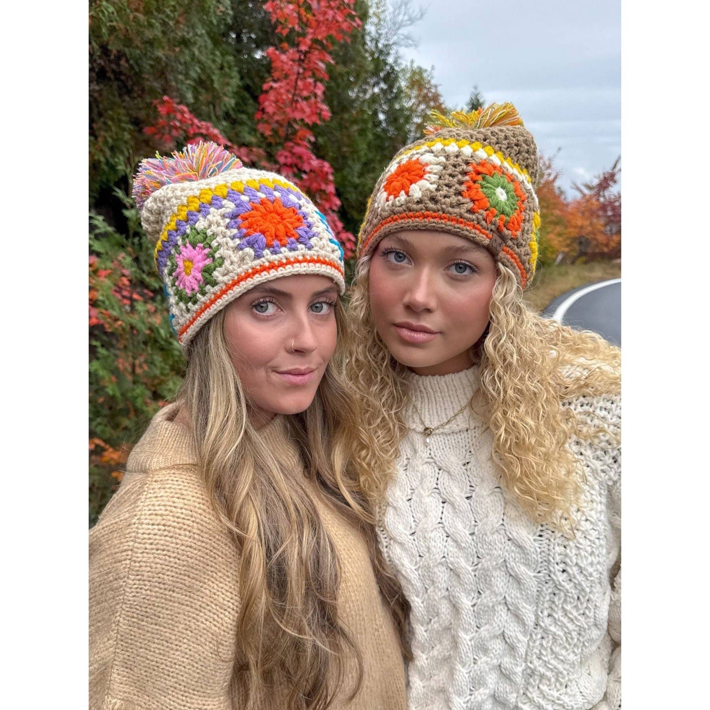 HTE0115 Handmade Crochet Pom Beanie