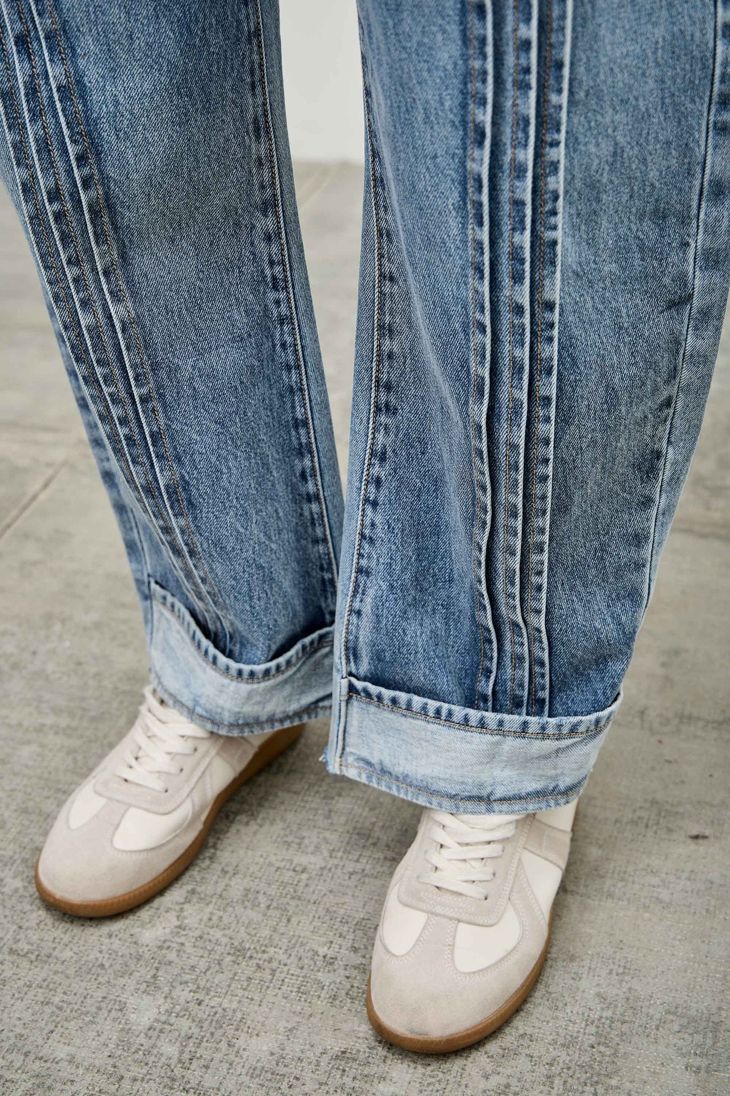 PREORDER- Saige Pleated Barrel Jeans