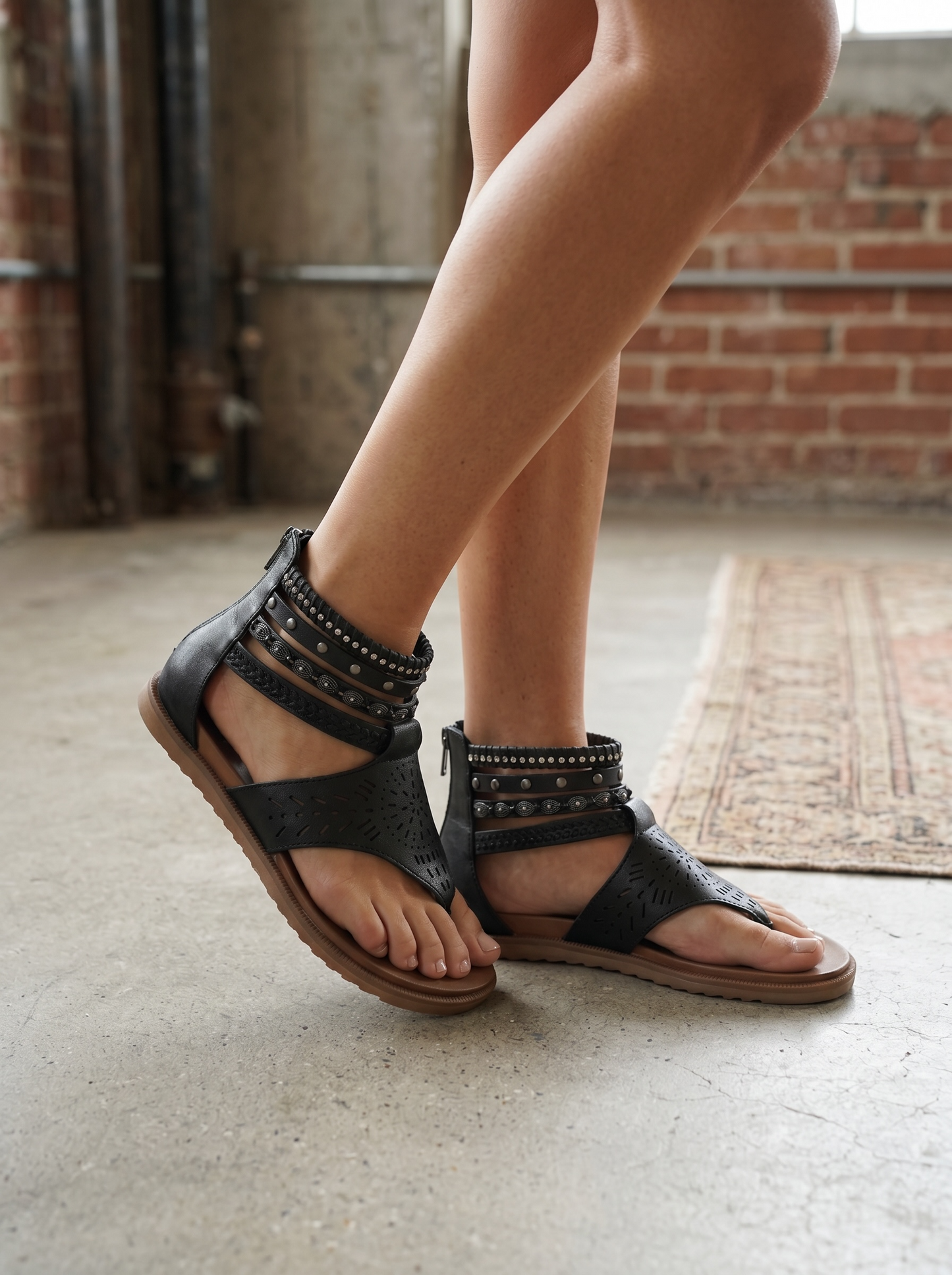 Very G Mazey Sandals