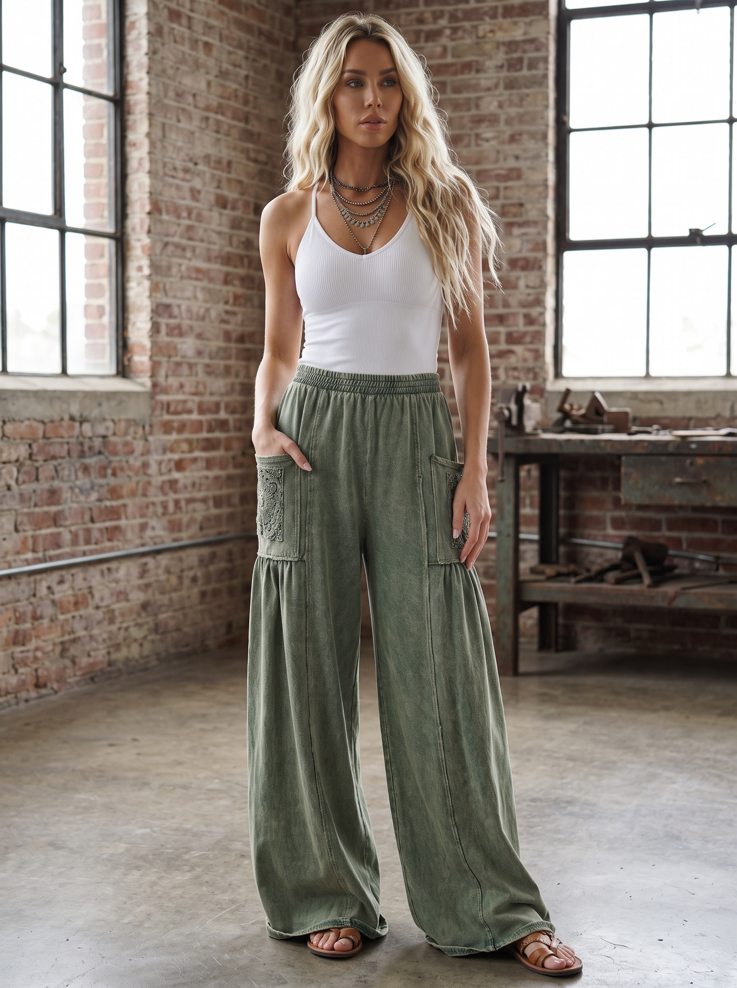 J.Her Patched Pockets Pants