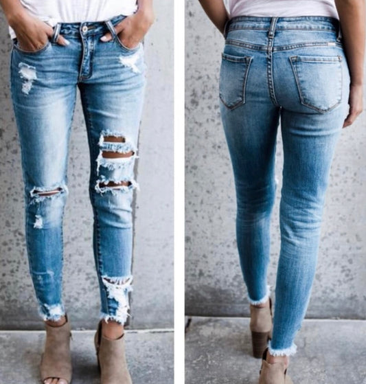 KanCan Mid Rise Distressed Skinny Jeans