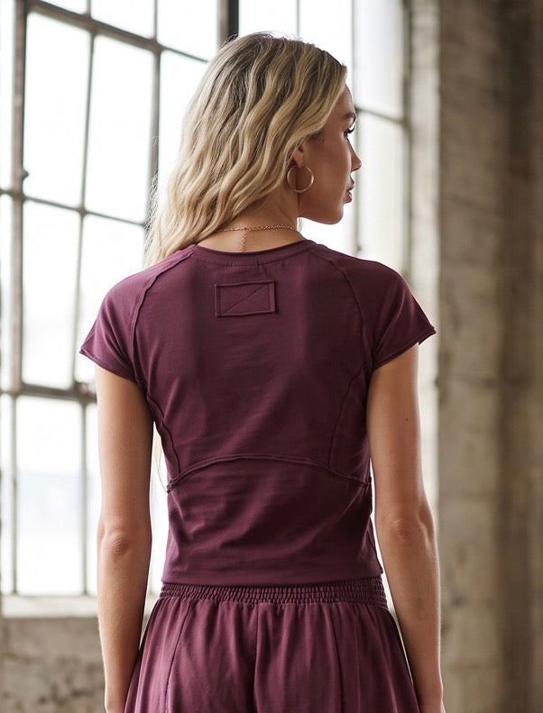 Eesome Crop Tee