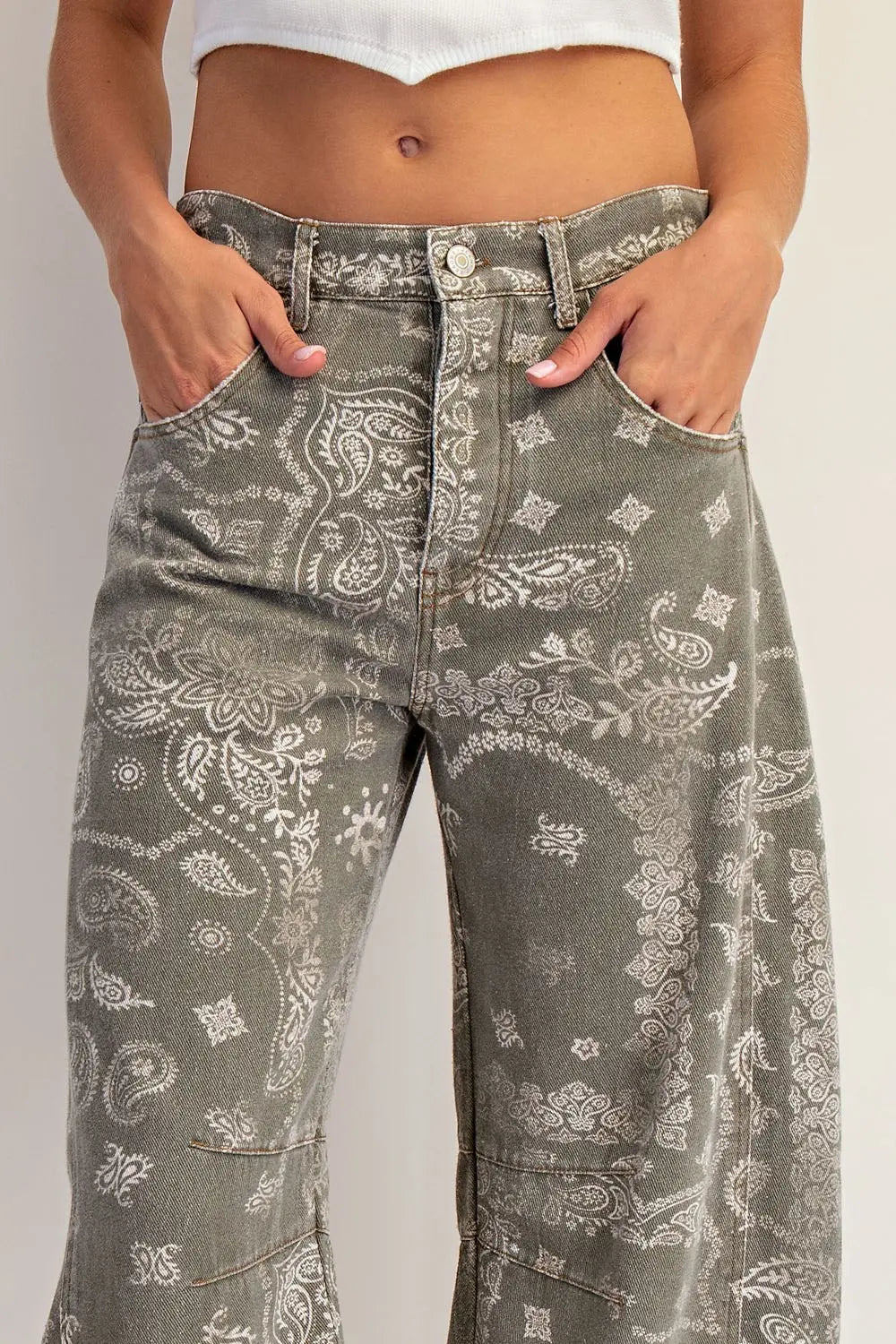 Eesome Bandana Barrel Jeans