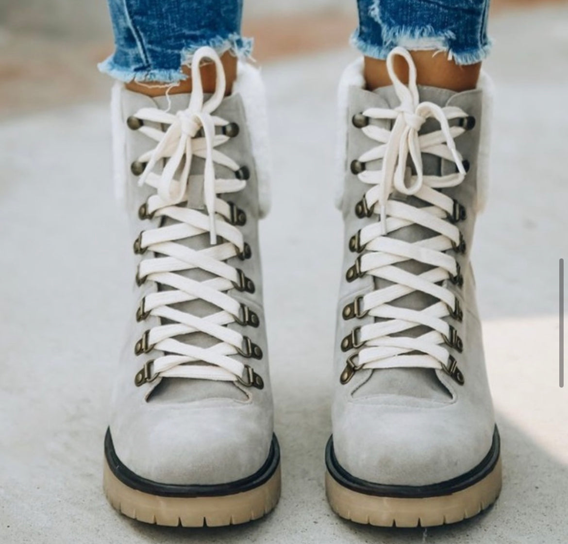 Oasis Society Lace Up Sherpa Boots