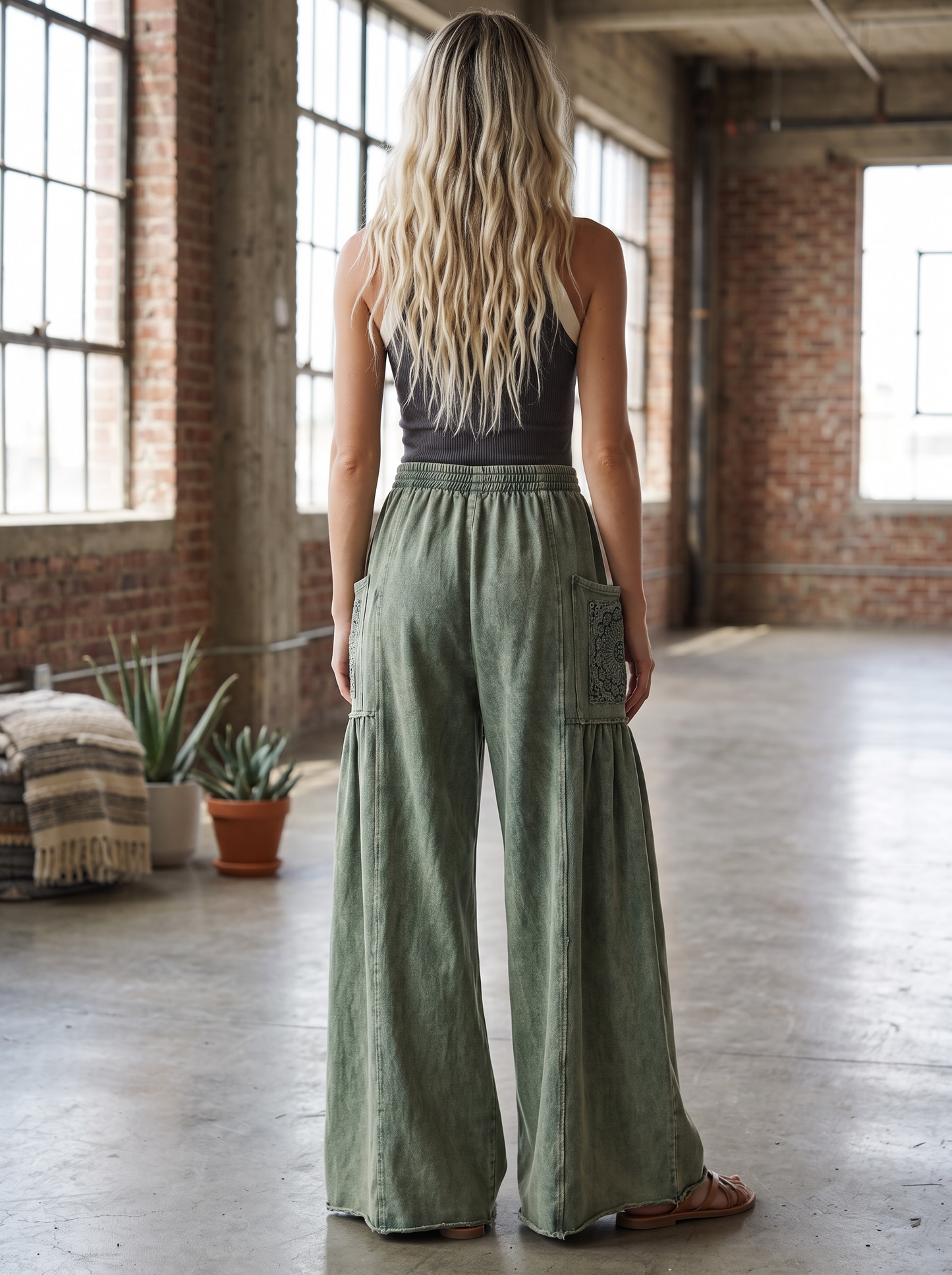 J.Her Patched Pockets Pants