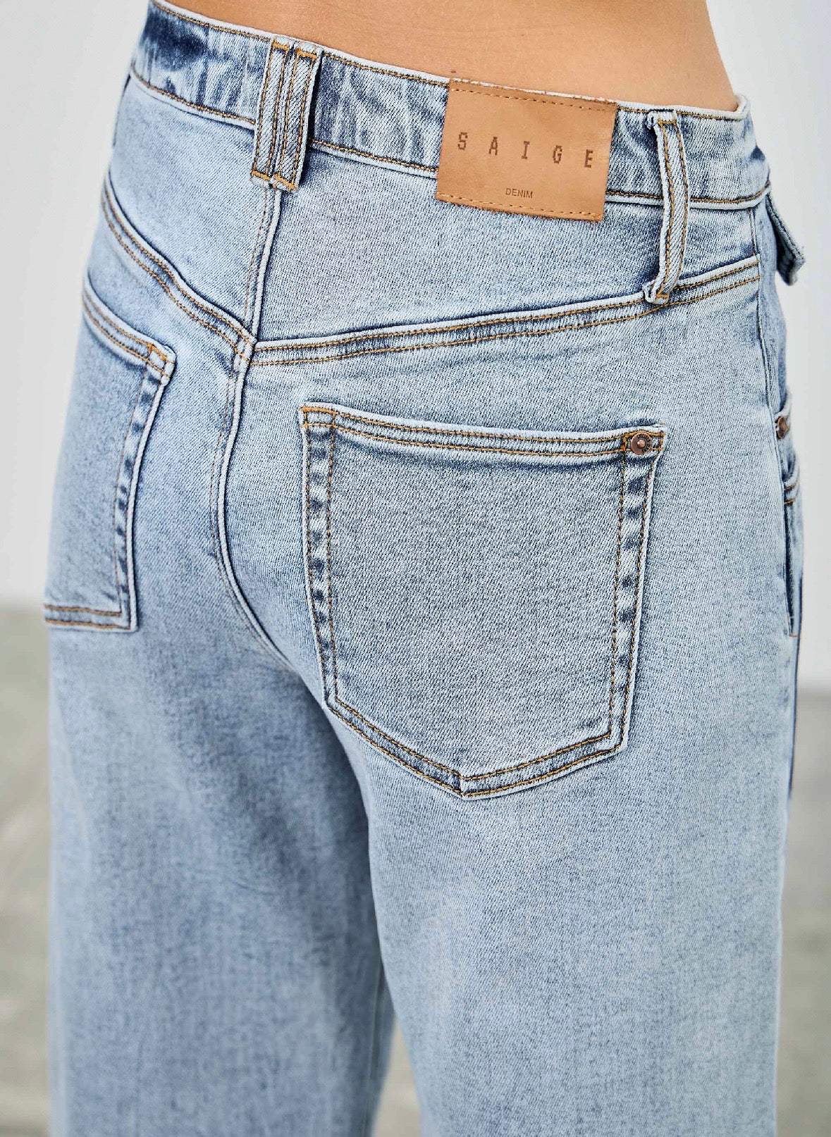 PREORDER- Saige Barrel Jeans