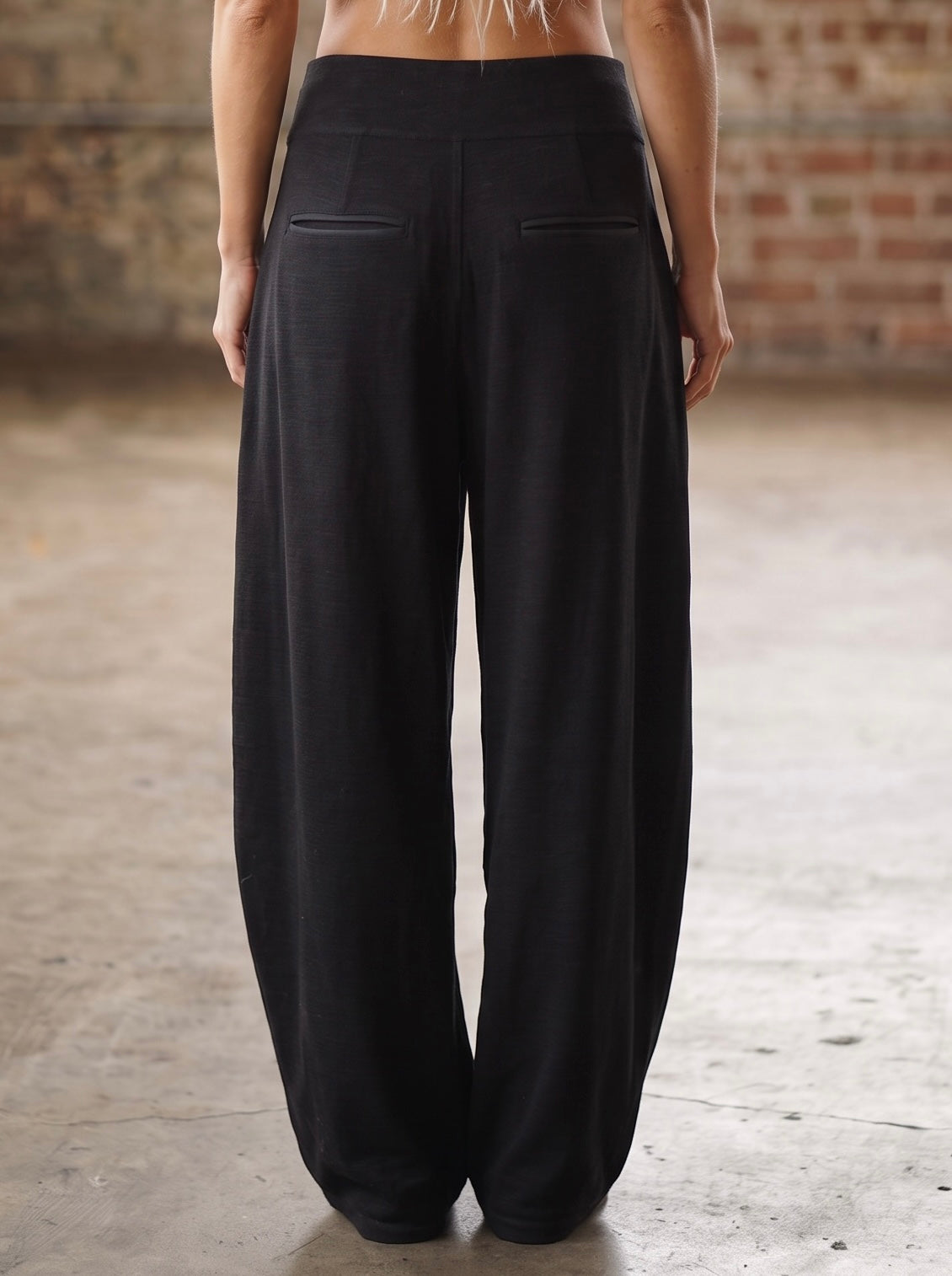 Textured Cargo Pocket Pants