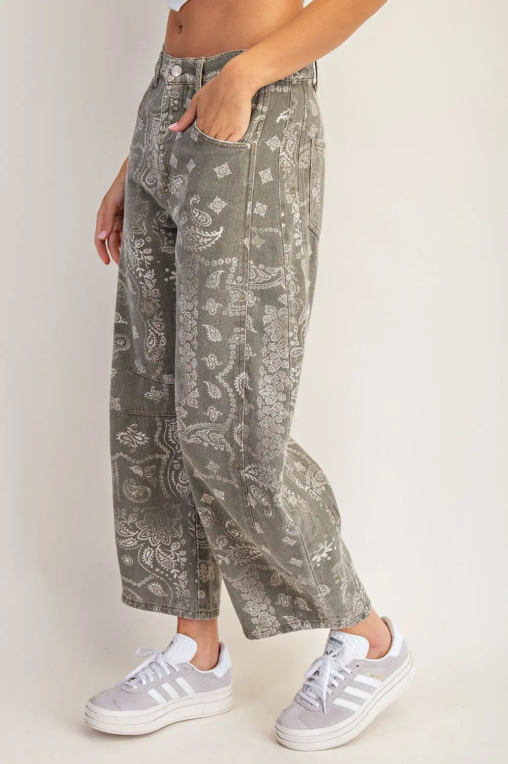 Eesome Bandana Barrel Jeans