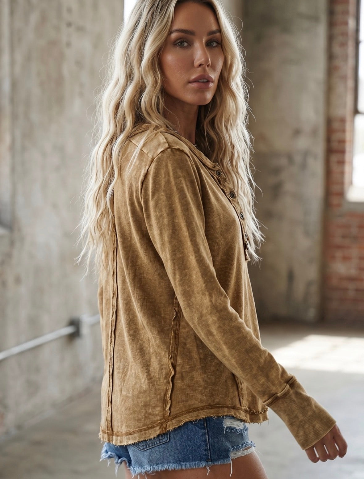 Mixed Button Thumb Hole Top