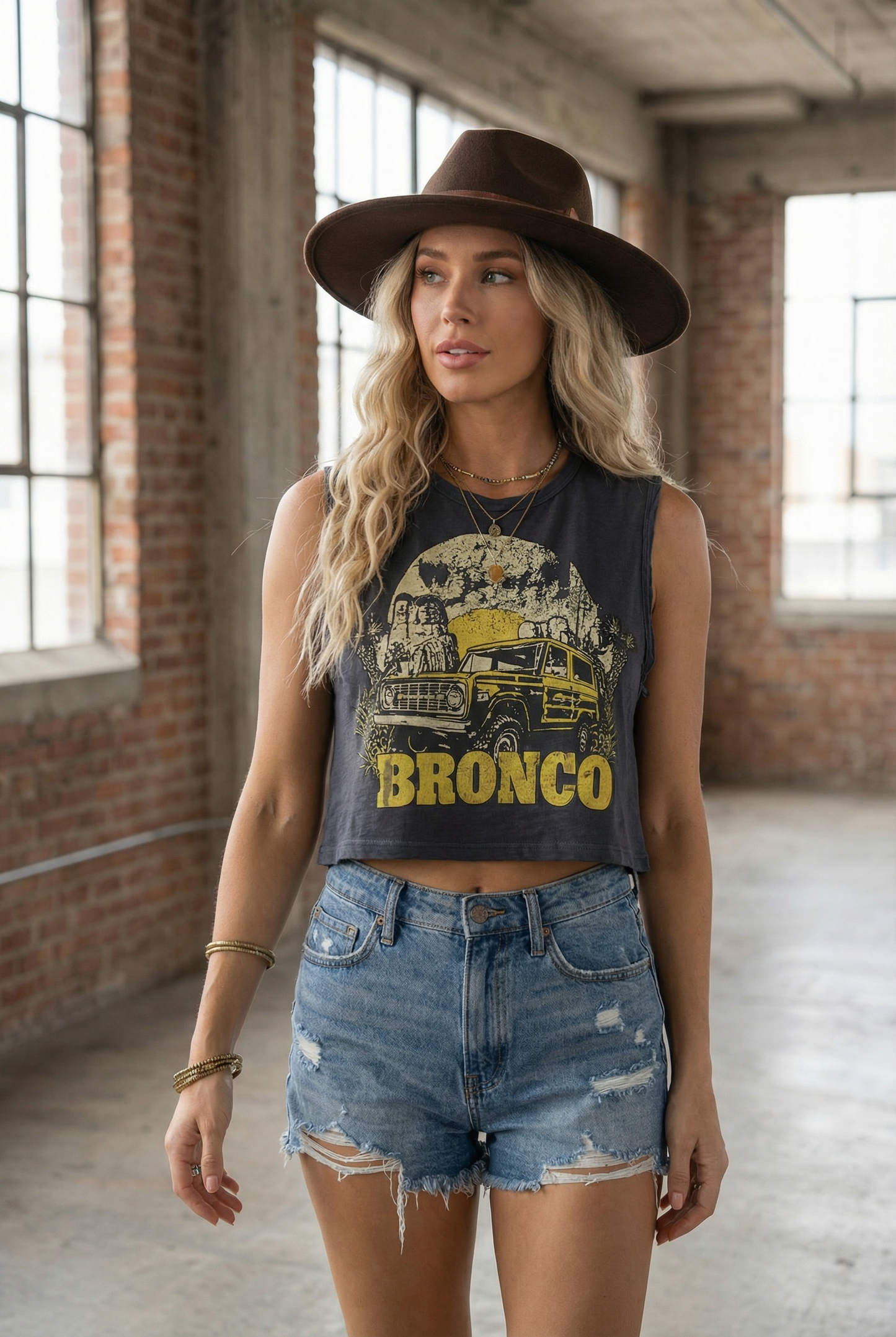 Bronco Muscle Crop Top
